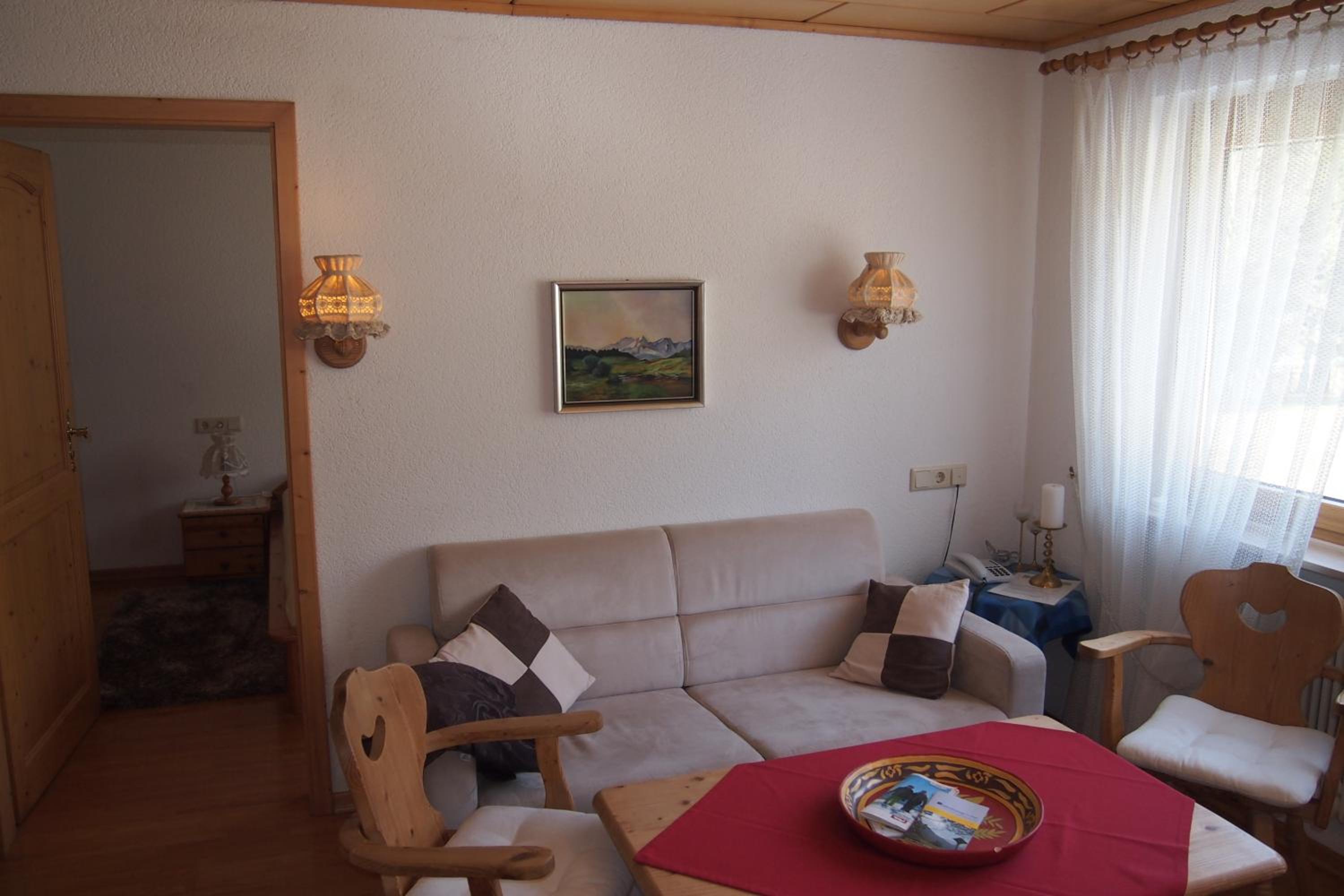 One-Bedroom Apartment - Photo 1
