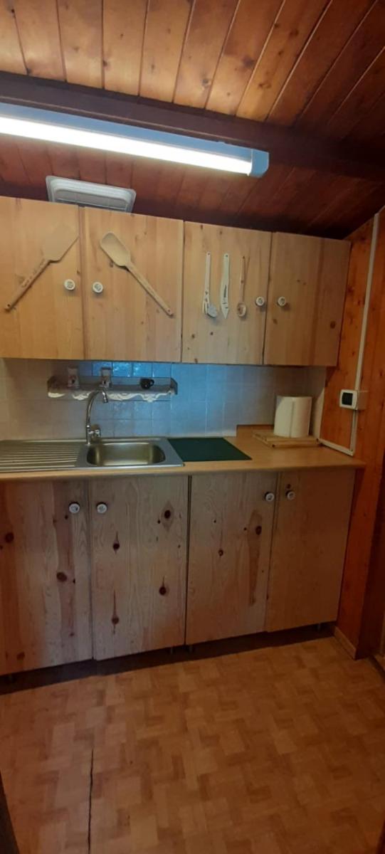 Mobile Home photo 3