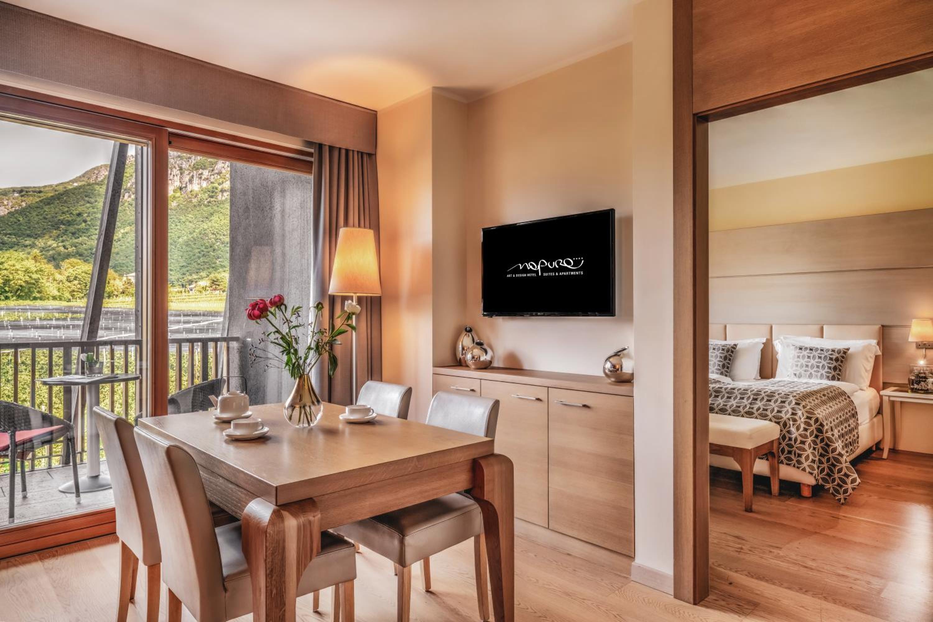 Royal Superior Suite - Photo 3