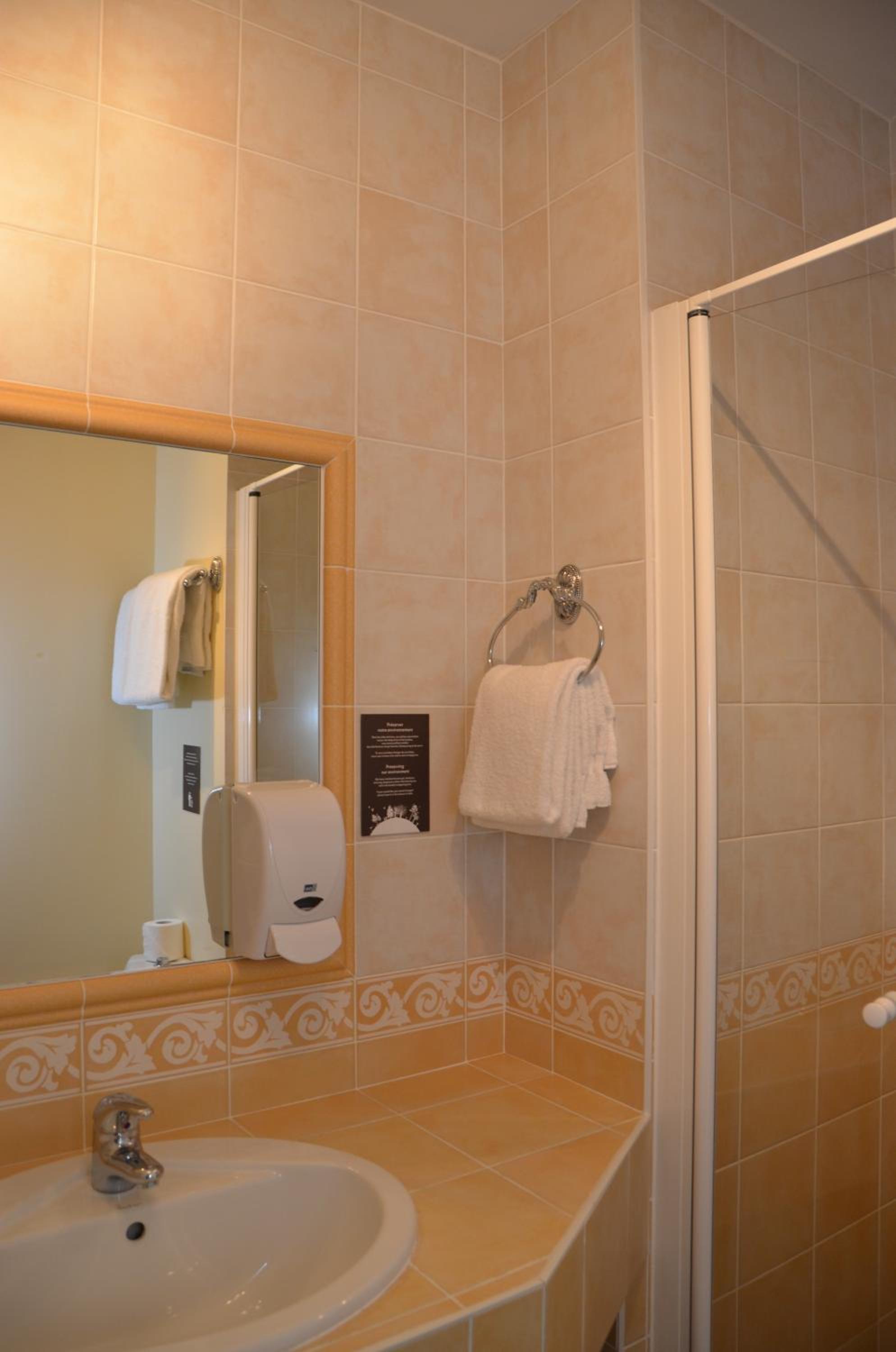 Double Room with Garden View and Parking View photo 3