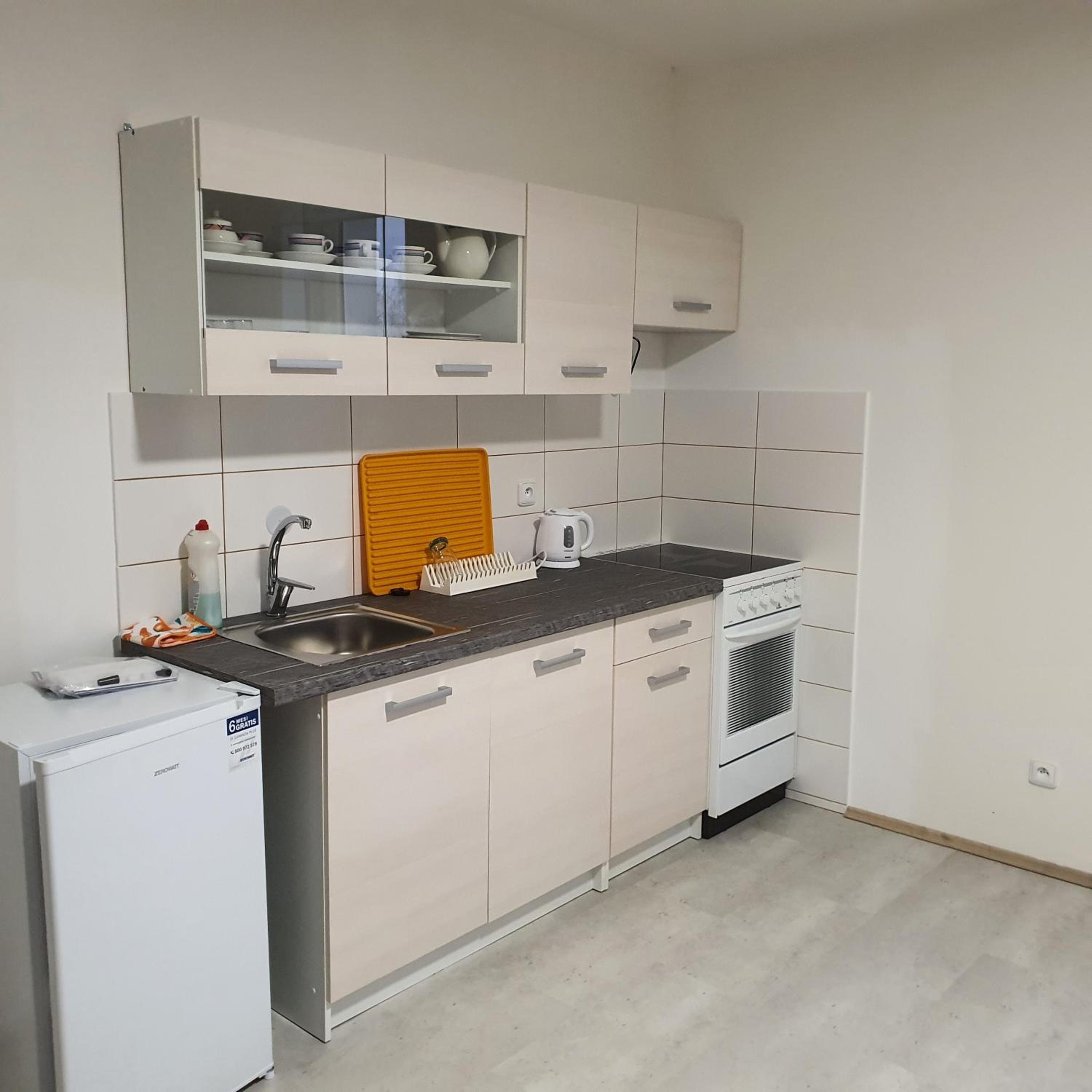 Apartment photo 2