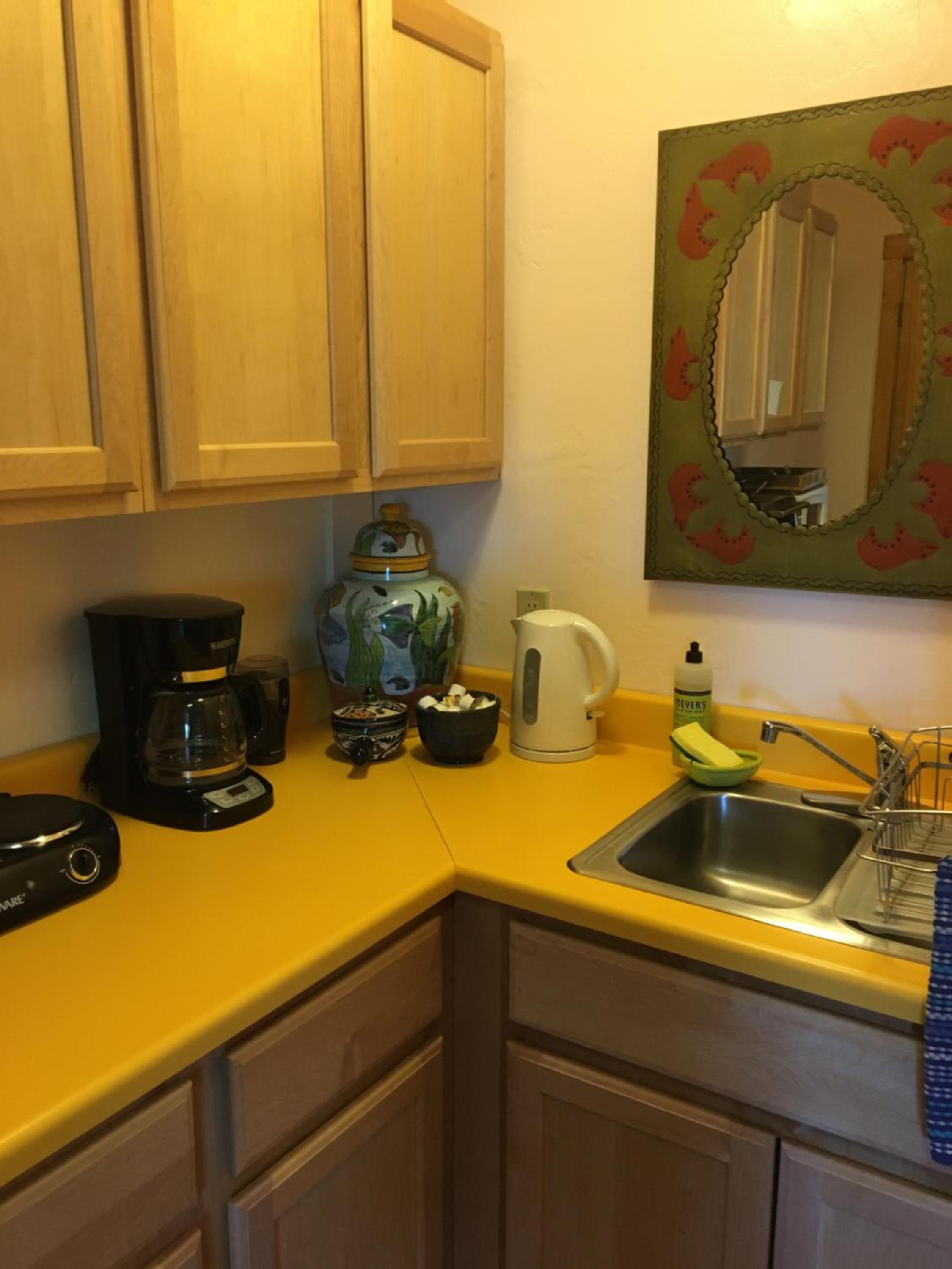 One-Bedroom Apartment - Photo 10