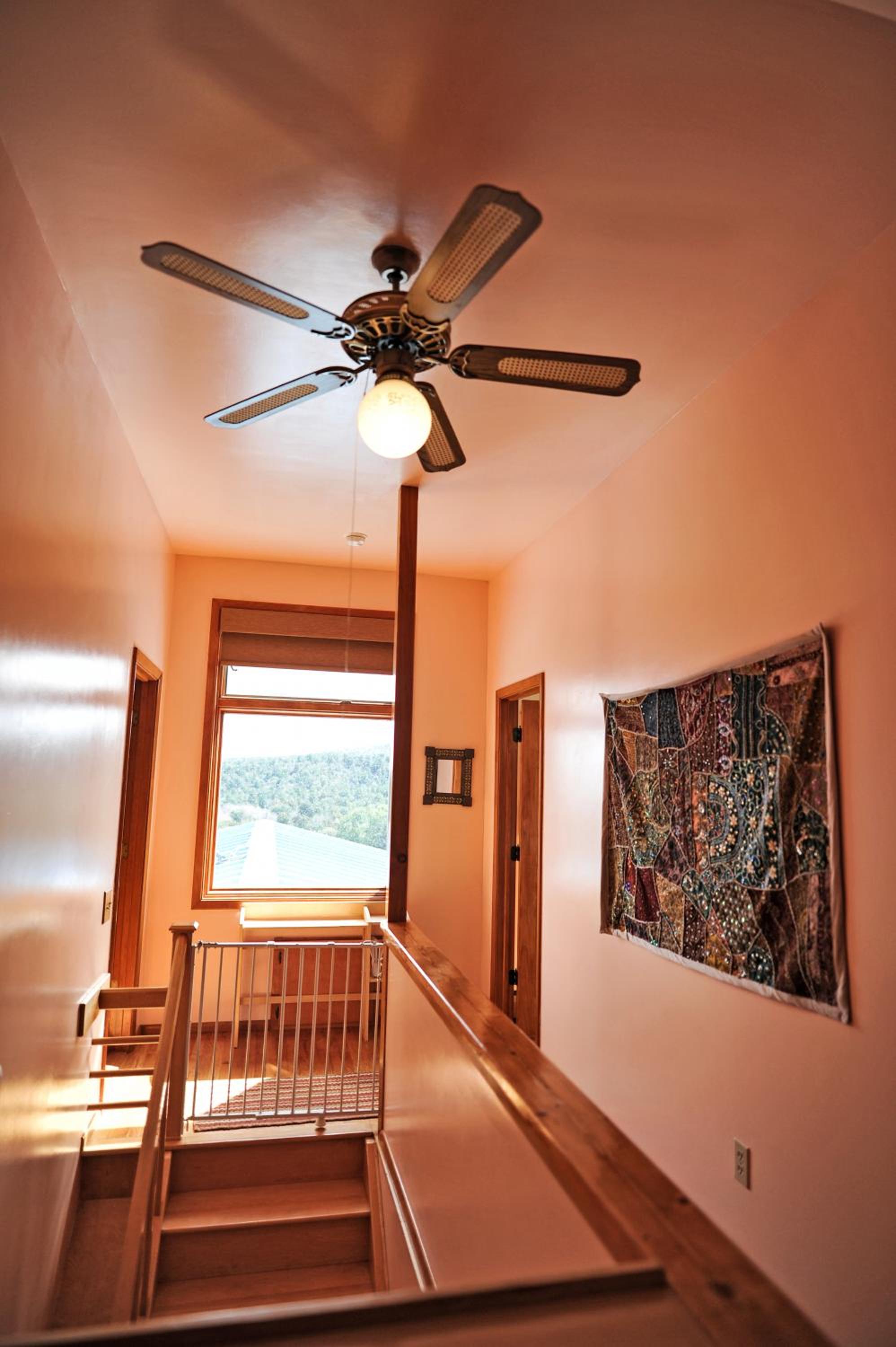 Two-Bedroom Apartment - Photo 16