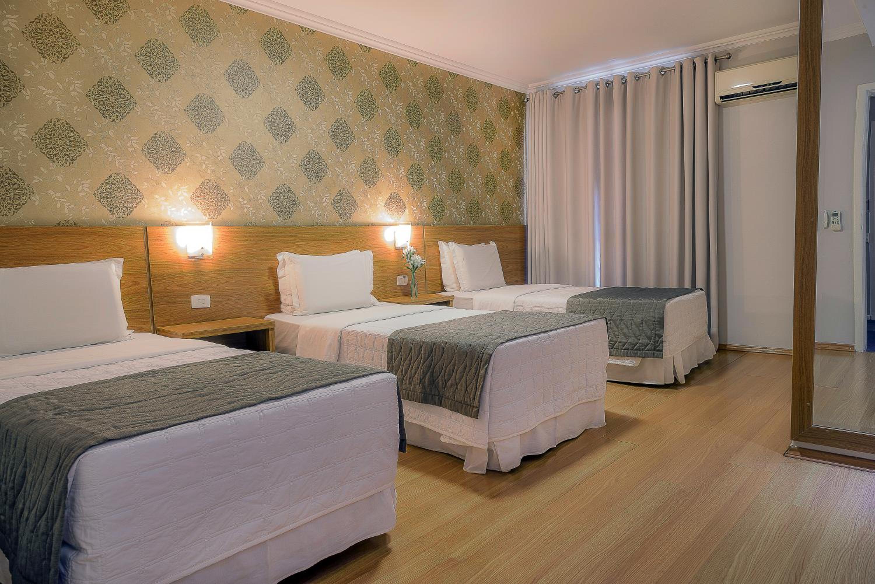 Luxury Triple Room - Photo 2