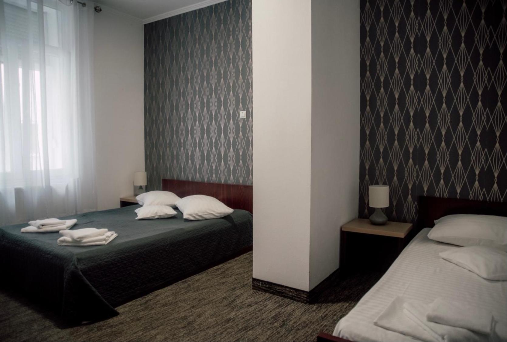 Triple Room - Photo 1