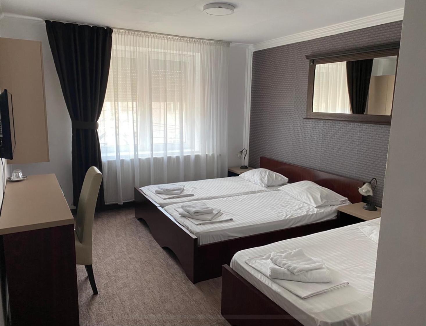 Triple Room - Photo 3