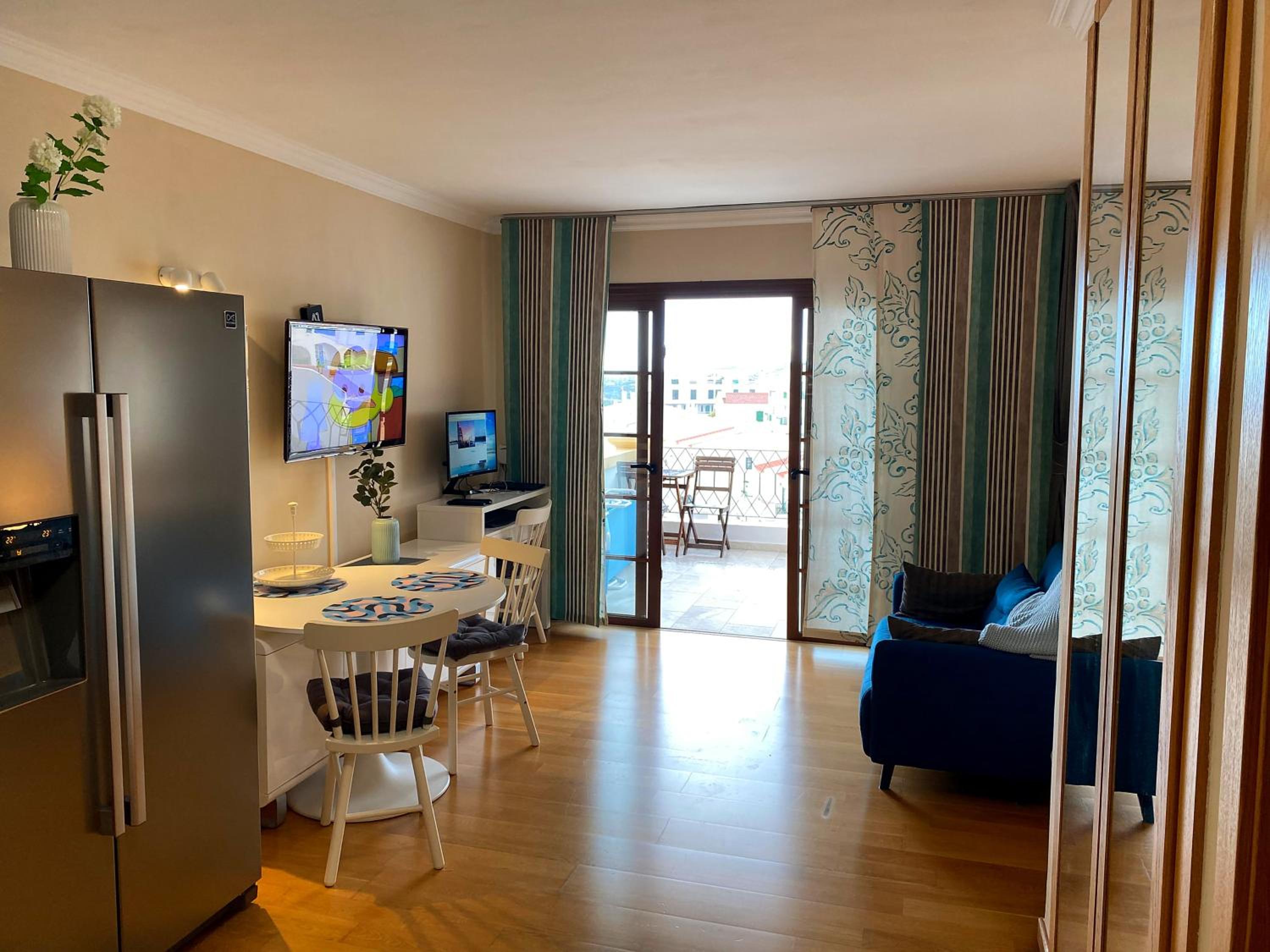 Studio Apartment with Sea View - Photo 19