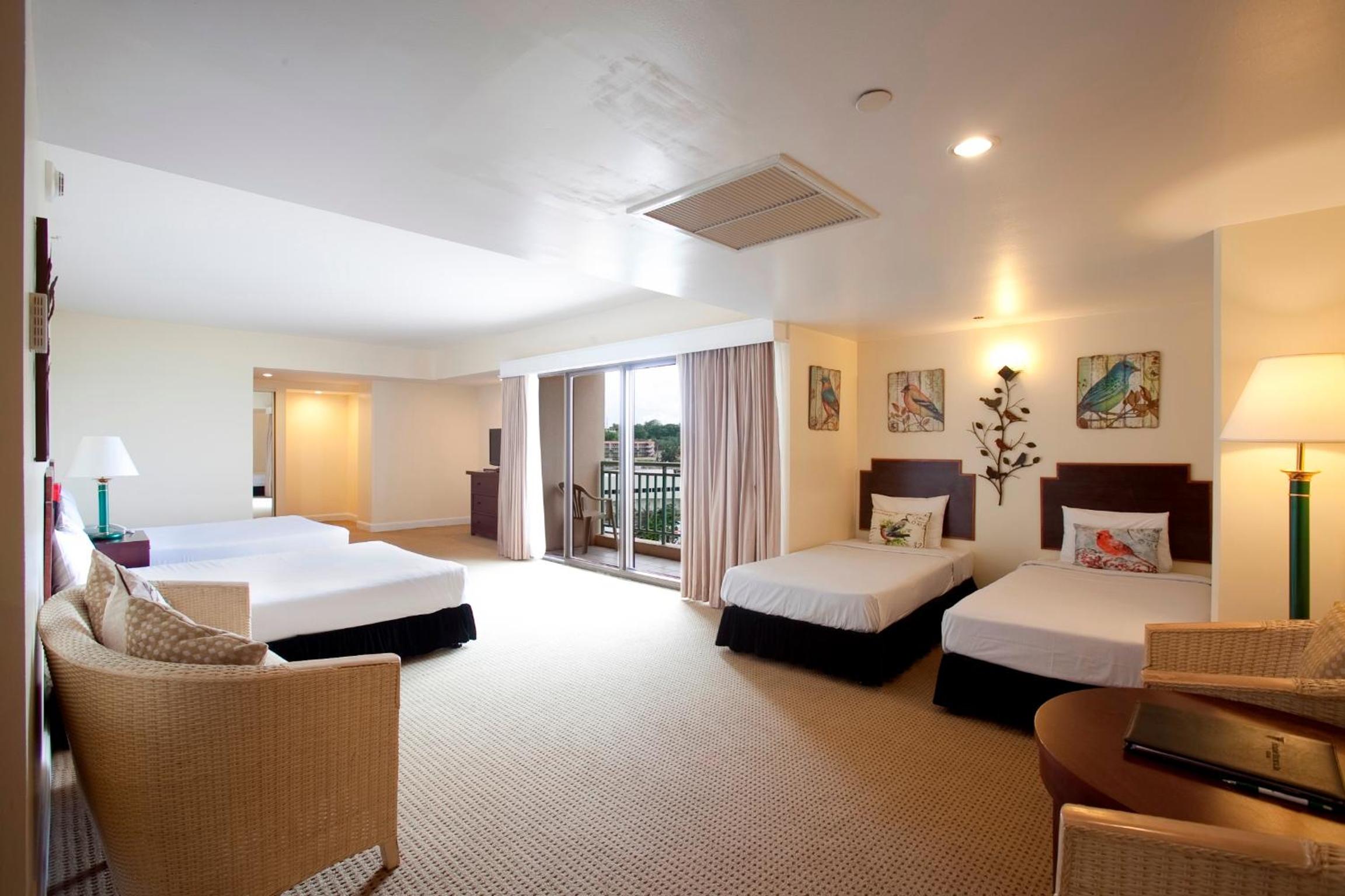 Family Suite - Photo 2