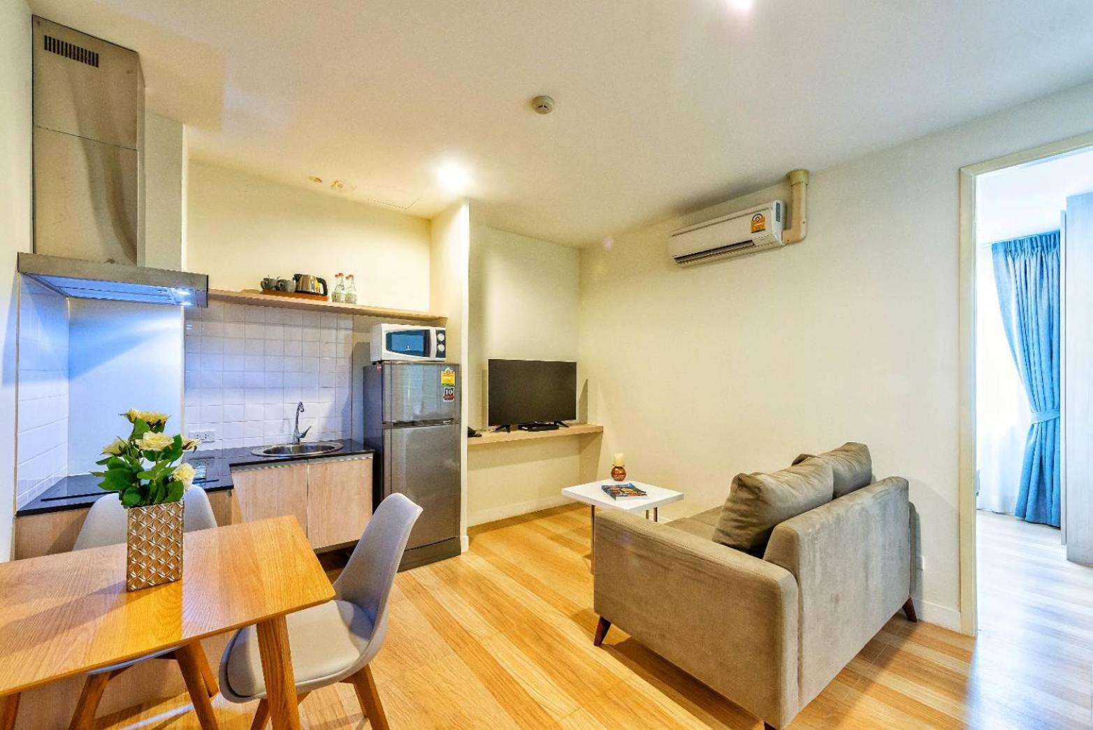 Executive Suite photo 2