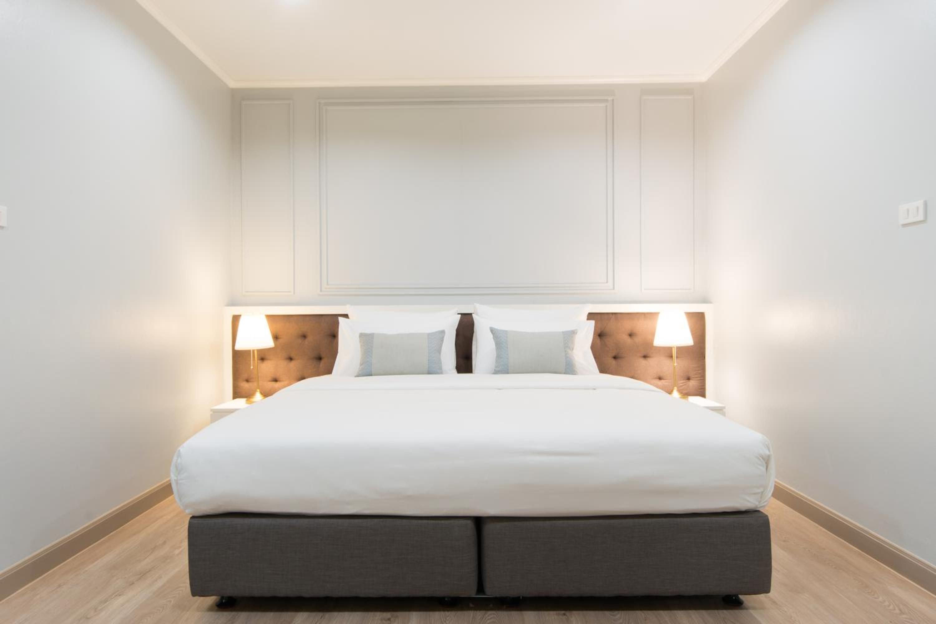 Deluxe Double or Twin Room photo 2