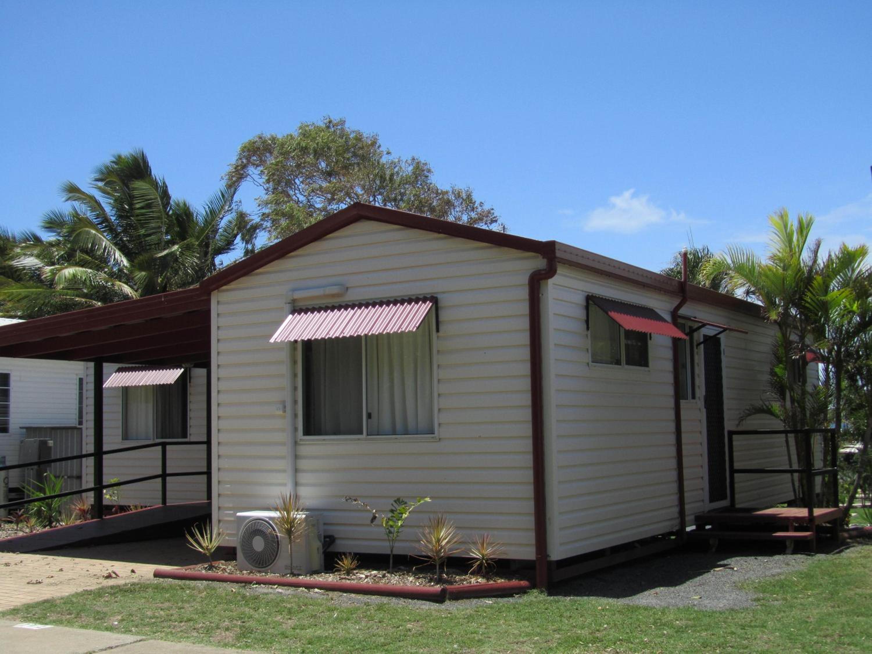 Two-Bedroom Cottage photo 2