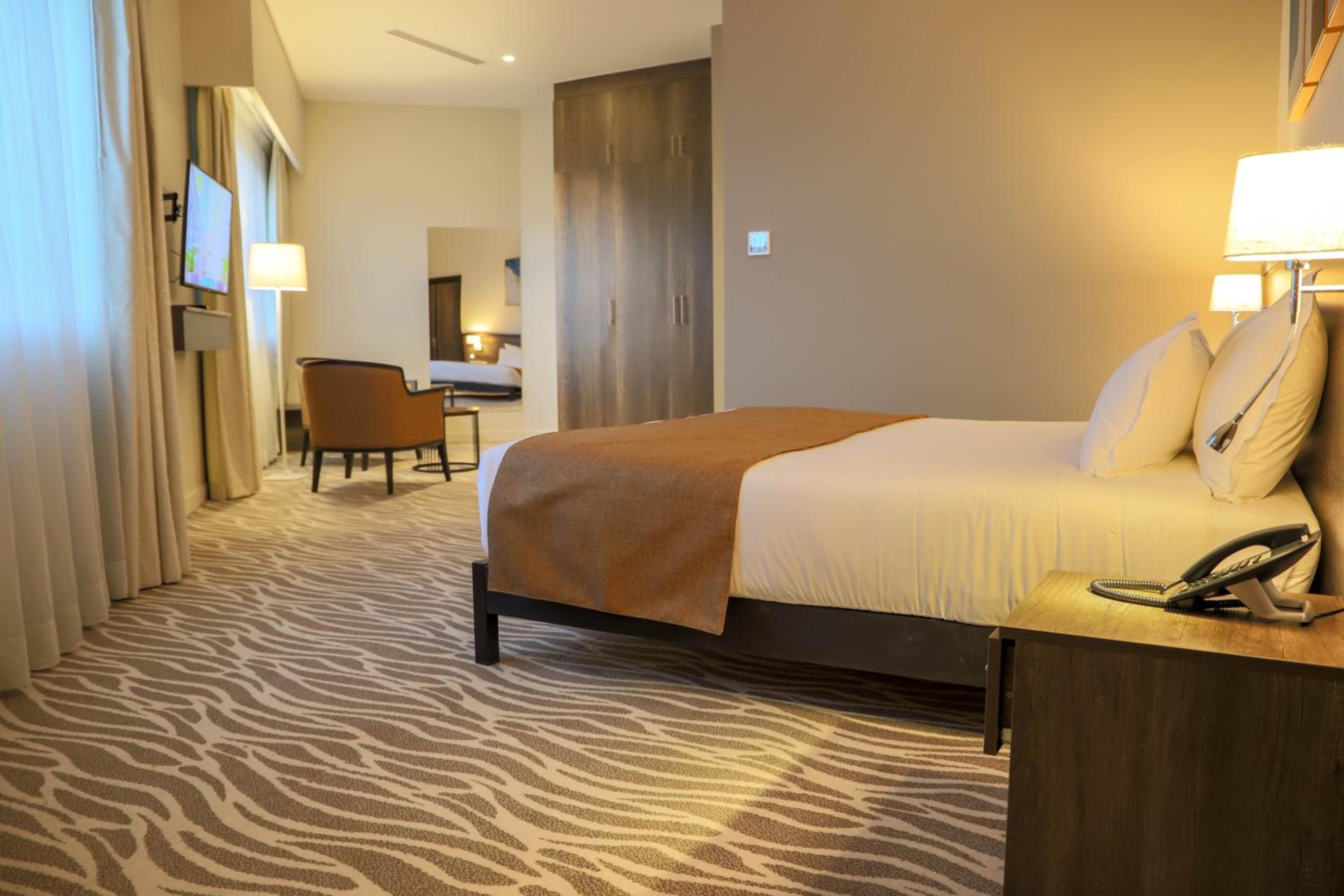 Standard Suite