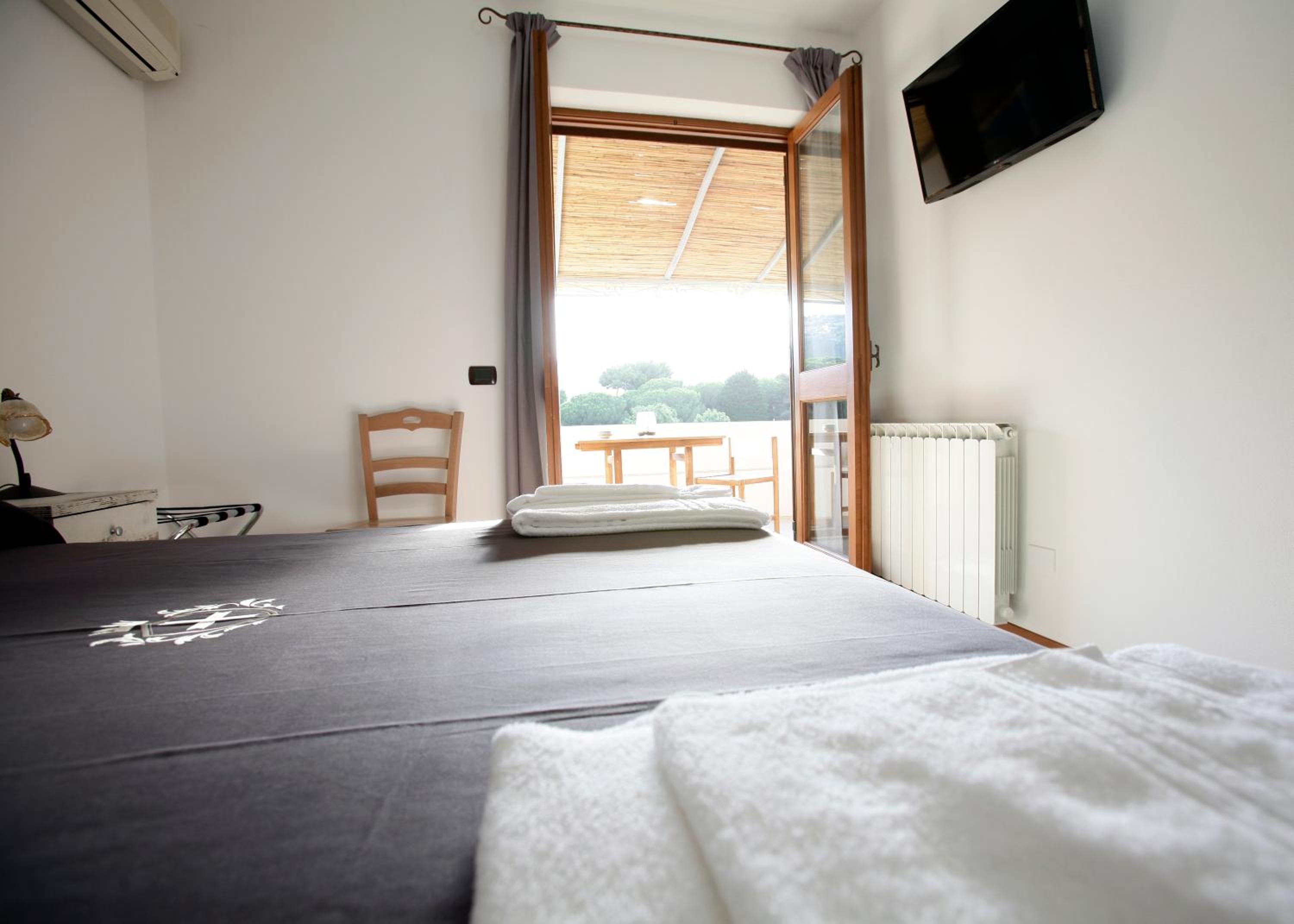 Double Room with Garden View photo 2