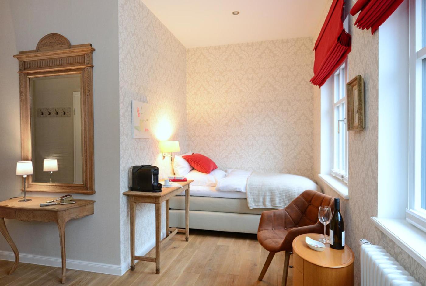 Single Room photo 1