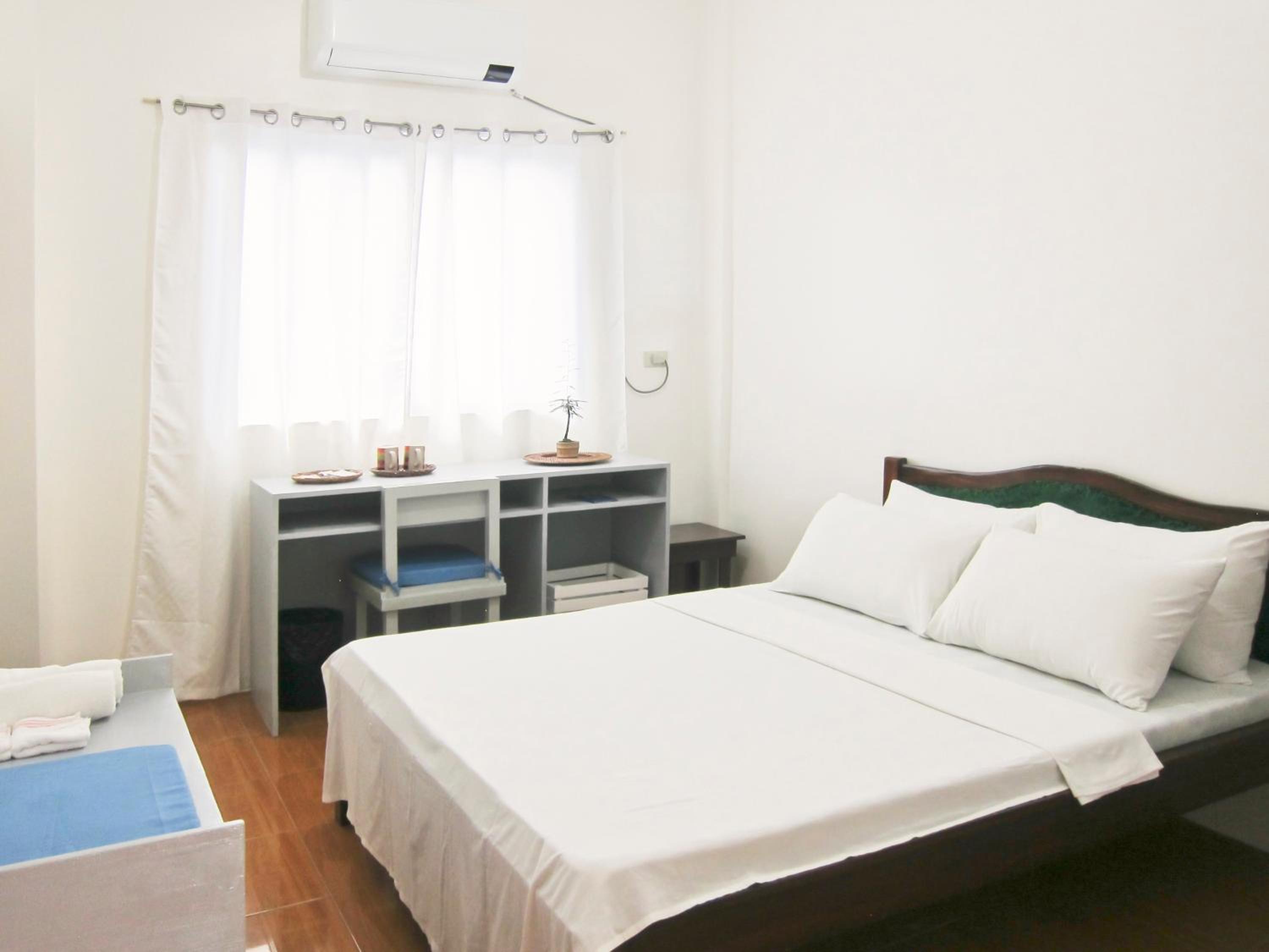 Apartment - Ground Floor - Photo 1