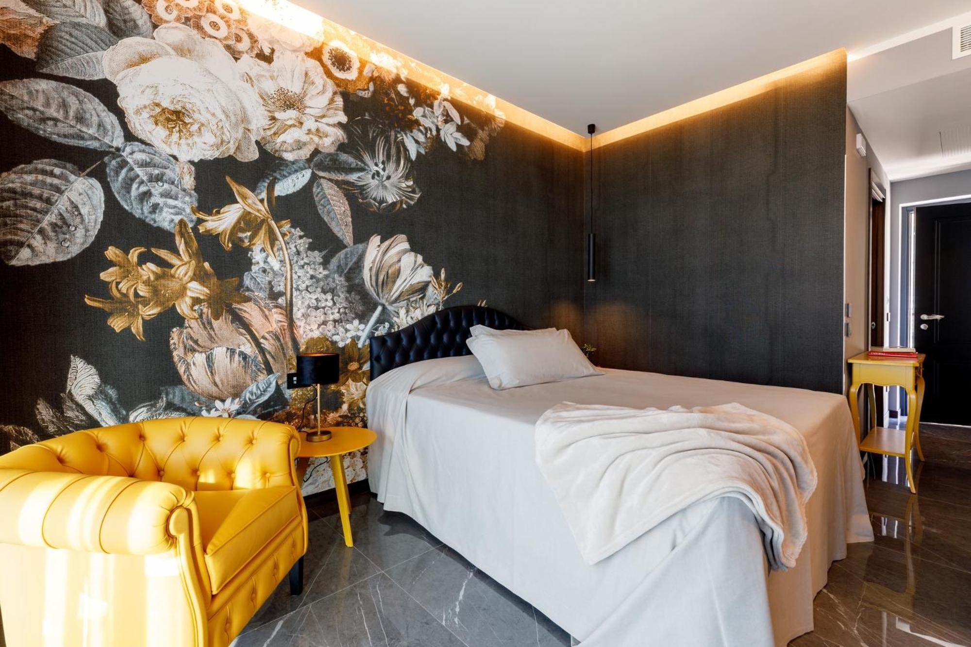 Double Room with Lake View photo 1