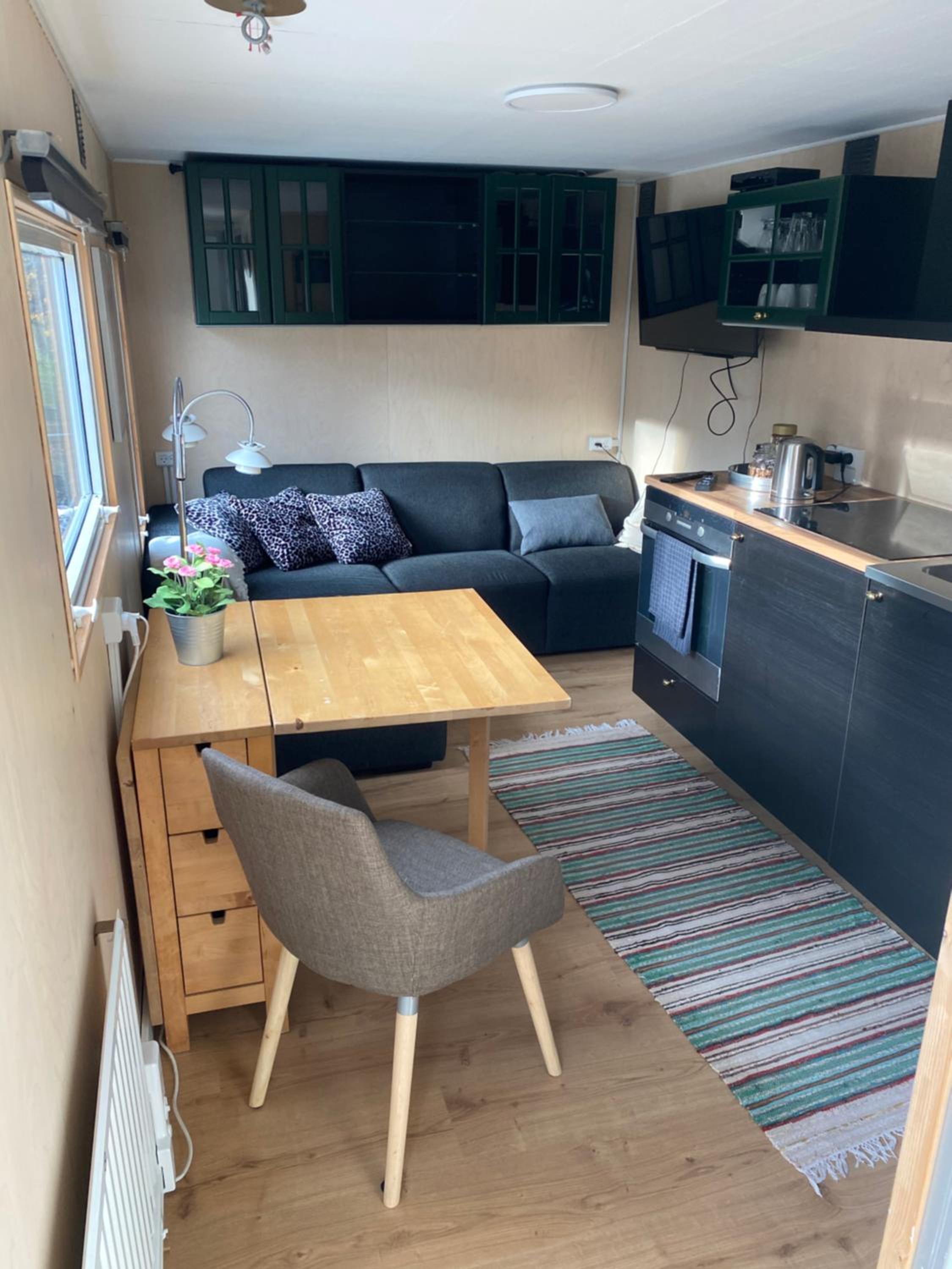 Mobile Home photo 3