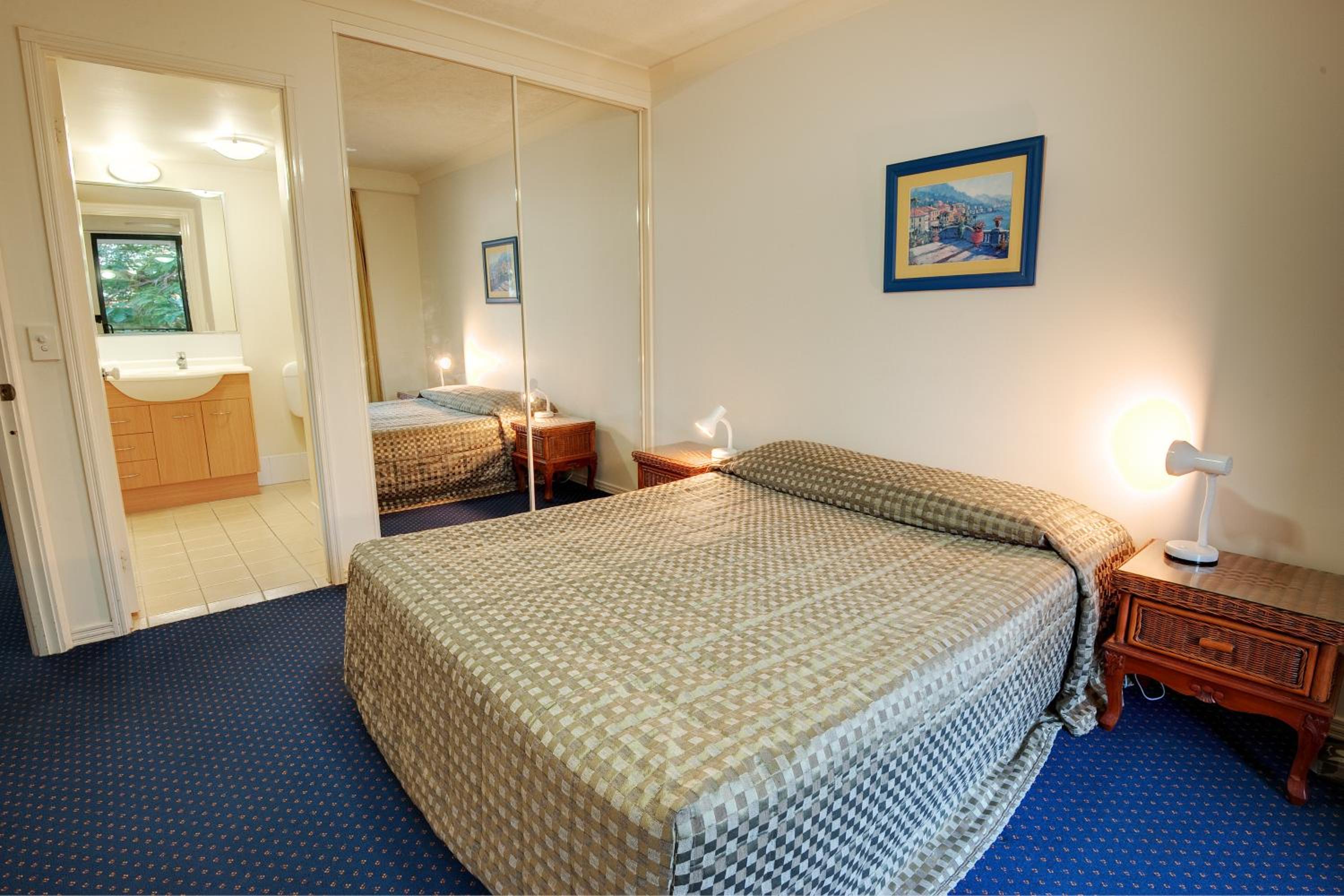 2 Bedroom Apartment - Stay & Play Package