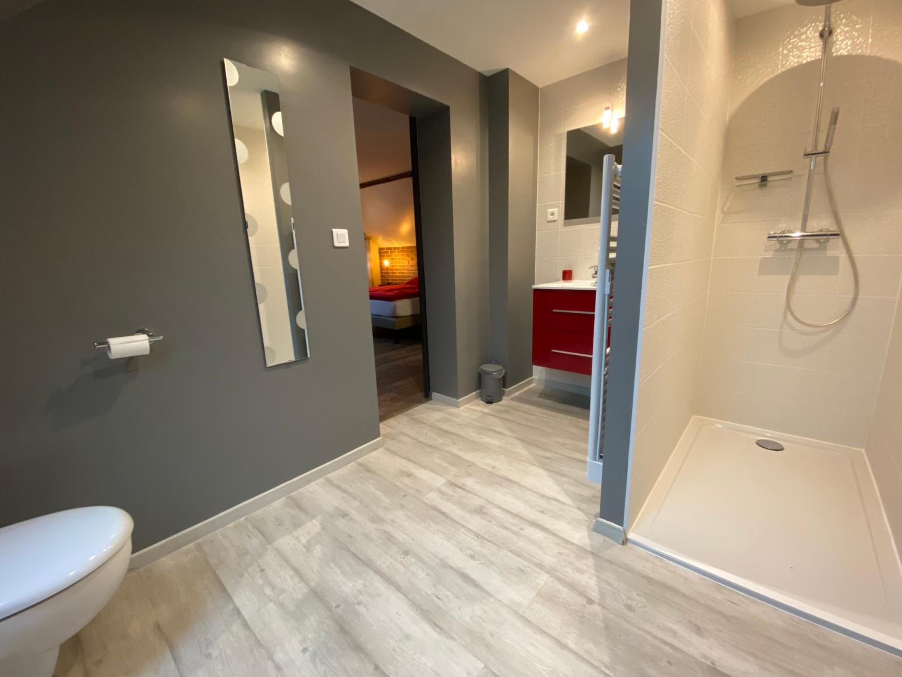 Four-Bedroom House photo 1