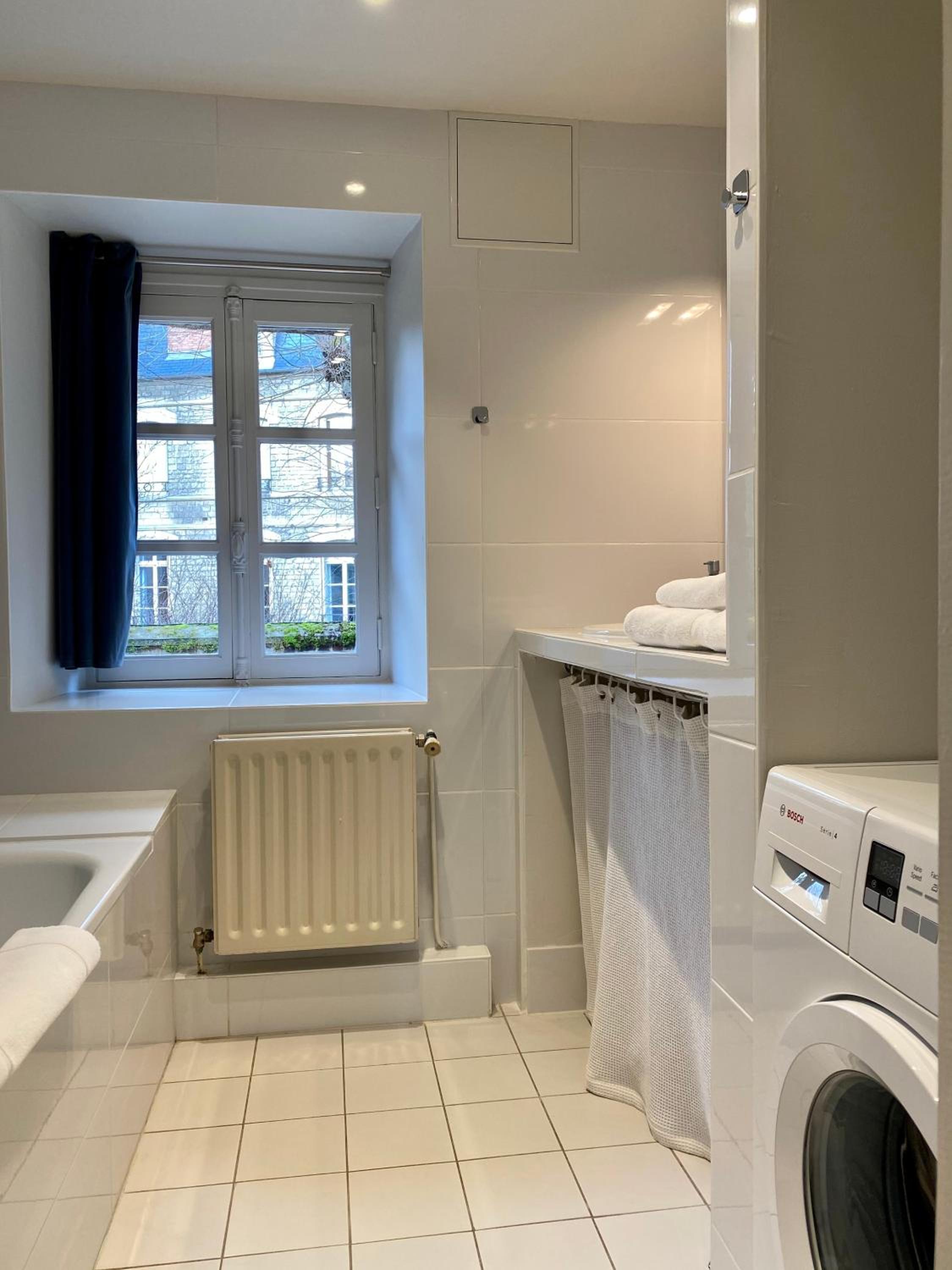 Double Room - Photo 7