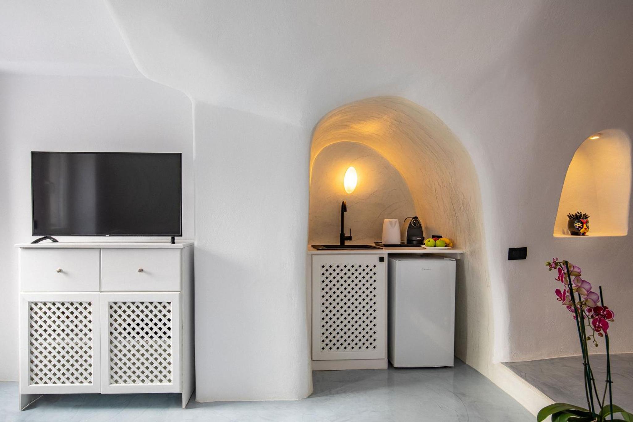 Two-Bedroom House photo 2