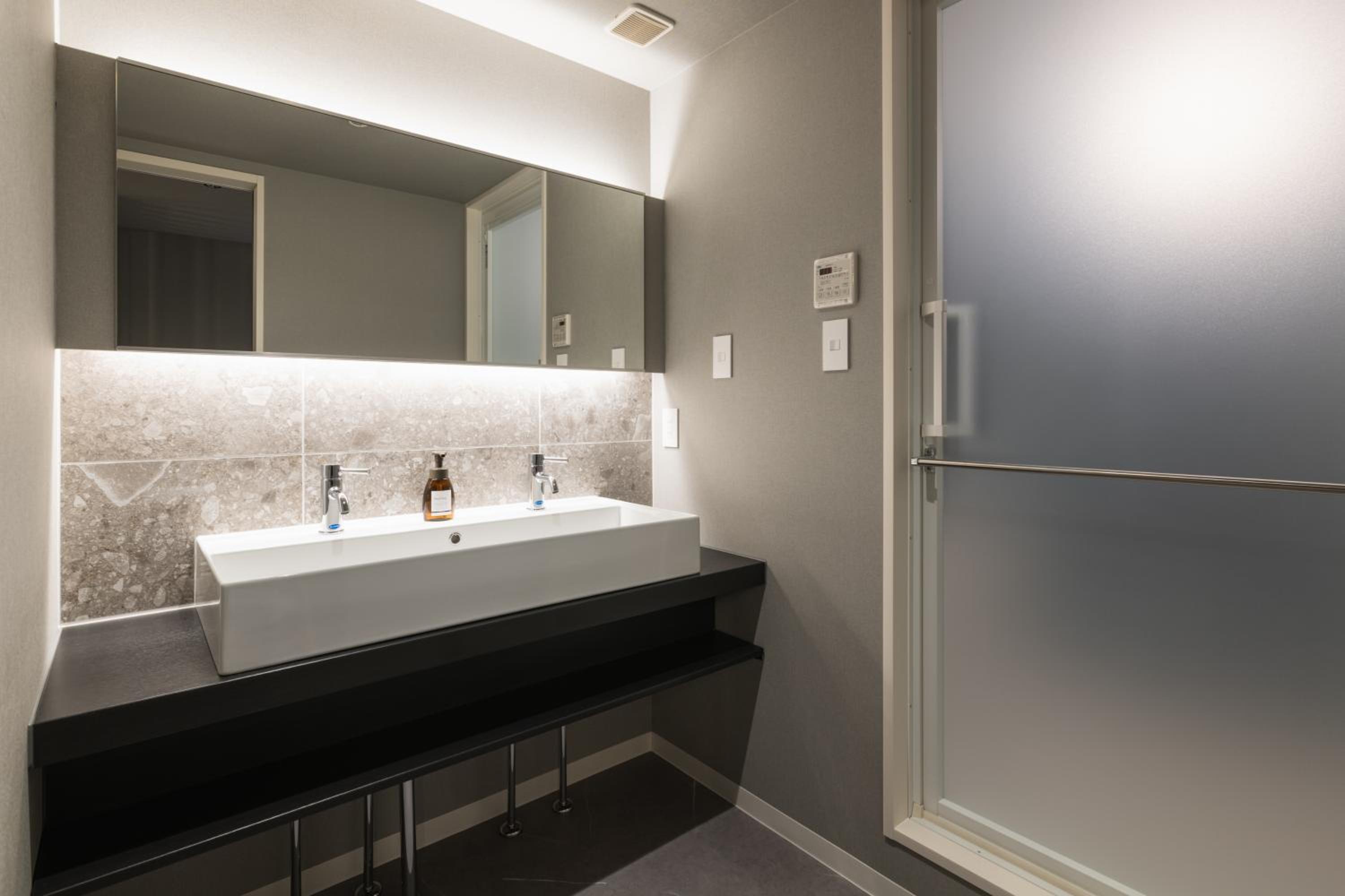 Standard Double Room - Photo 3