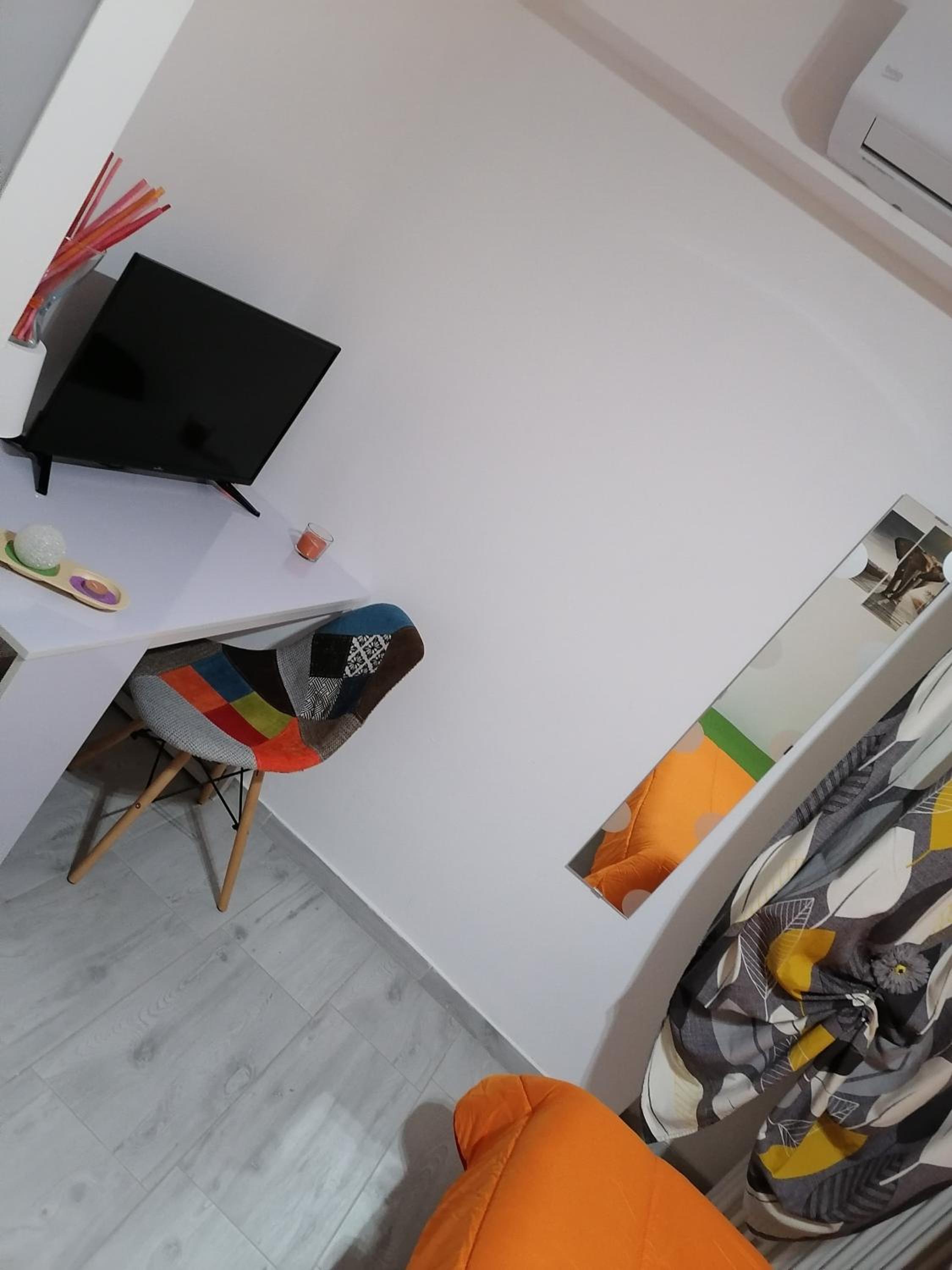 Family Room with Private Bathroom - Photo 14
