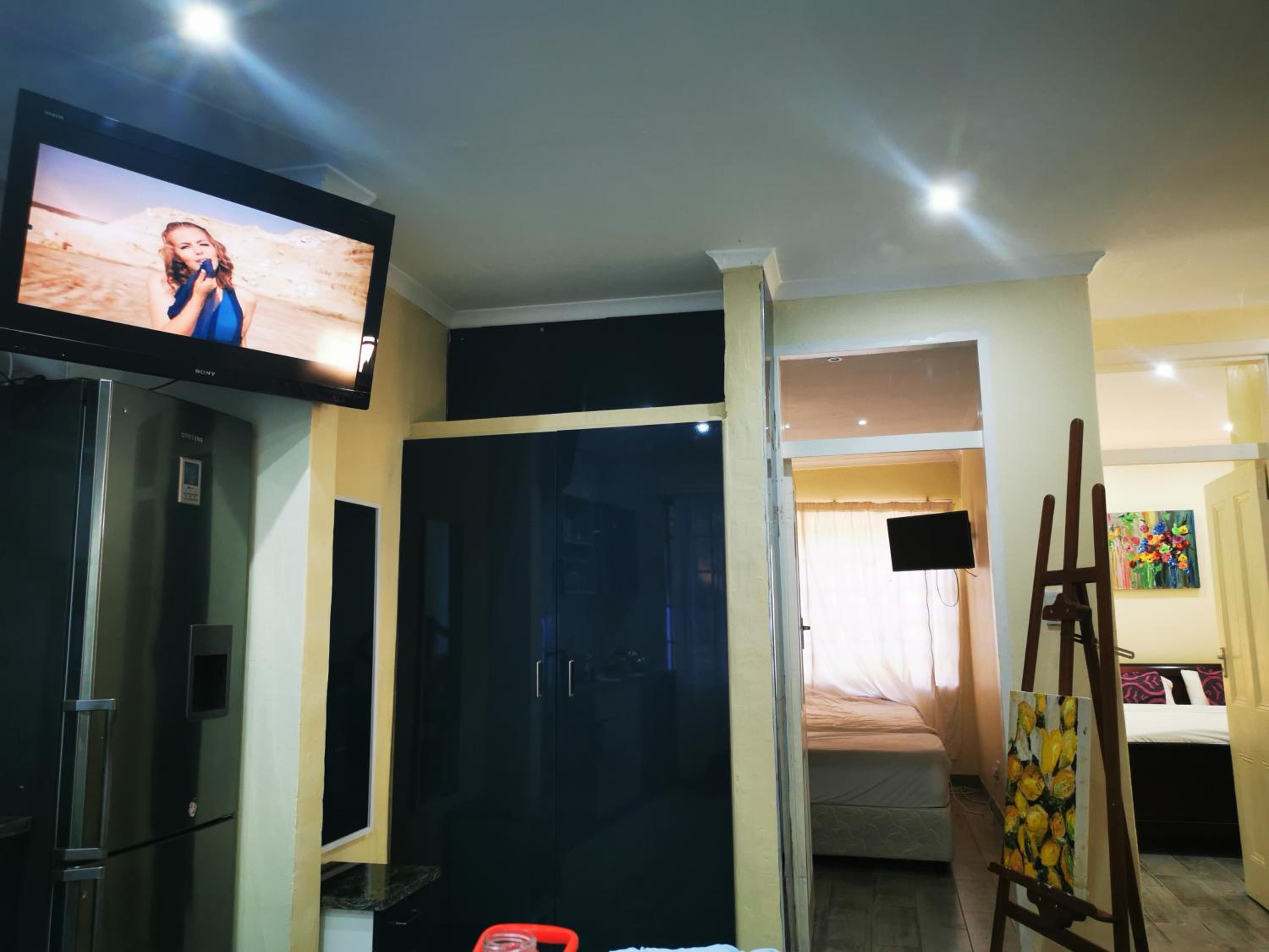 Two-Bedroom Apartment - Photo 1