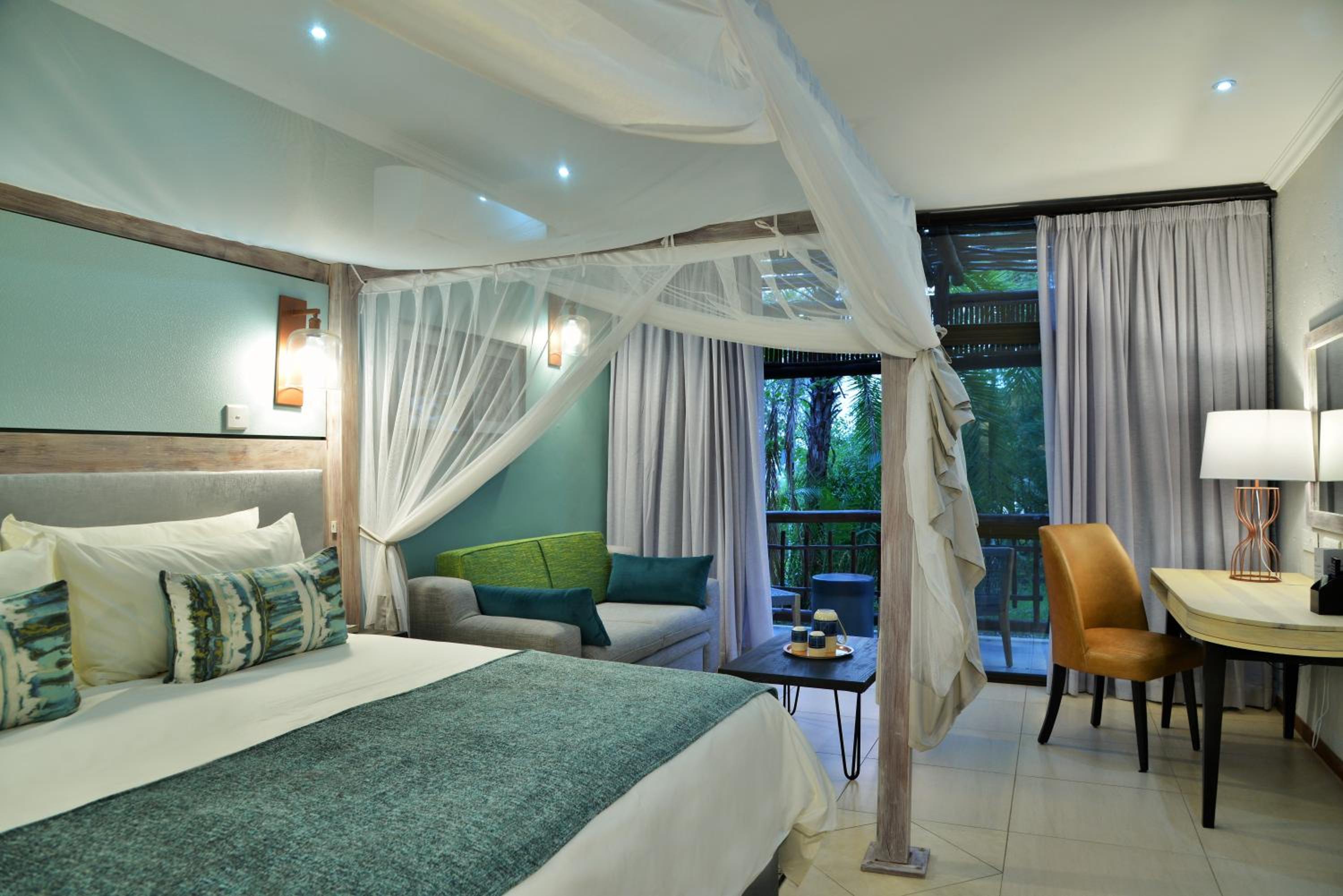 Deluxe Room - Photo 5
