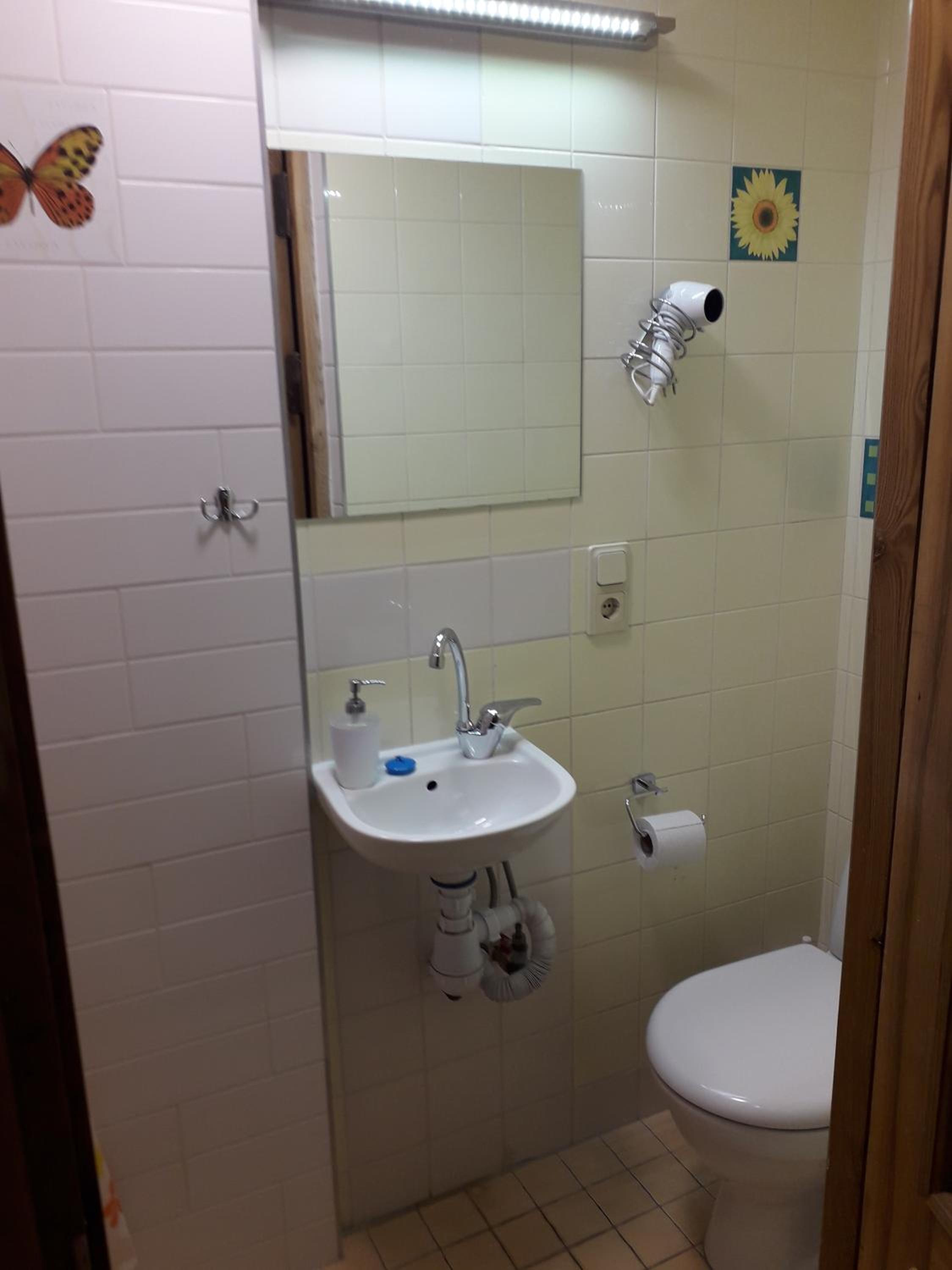 Economy Double or Twin Room - Photo 2