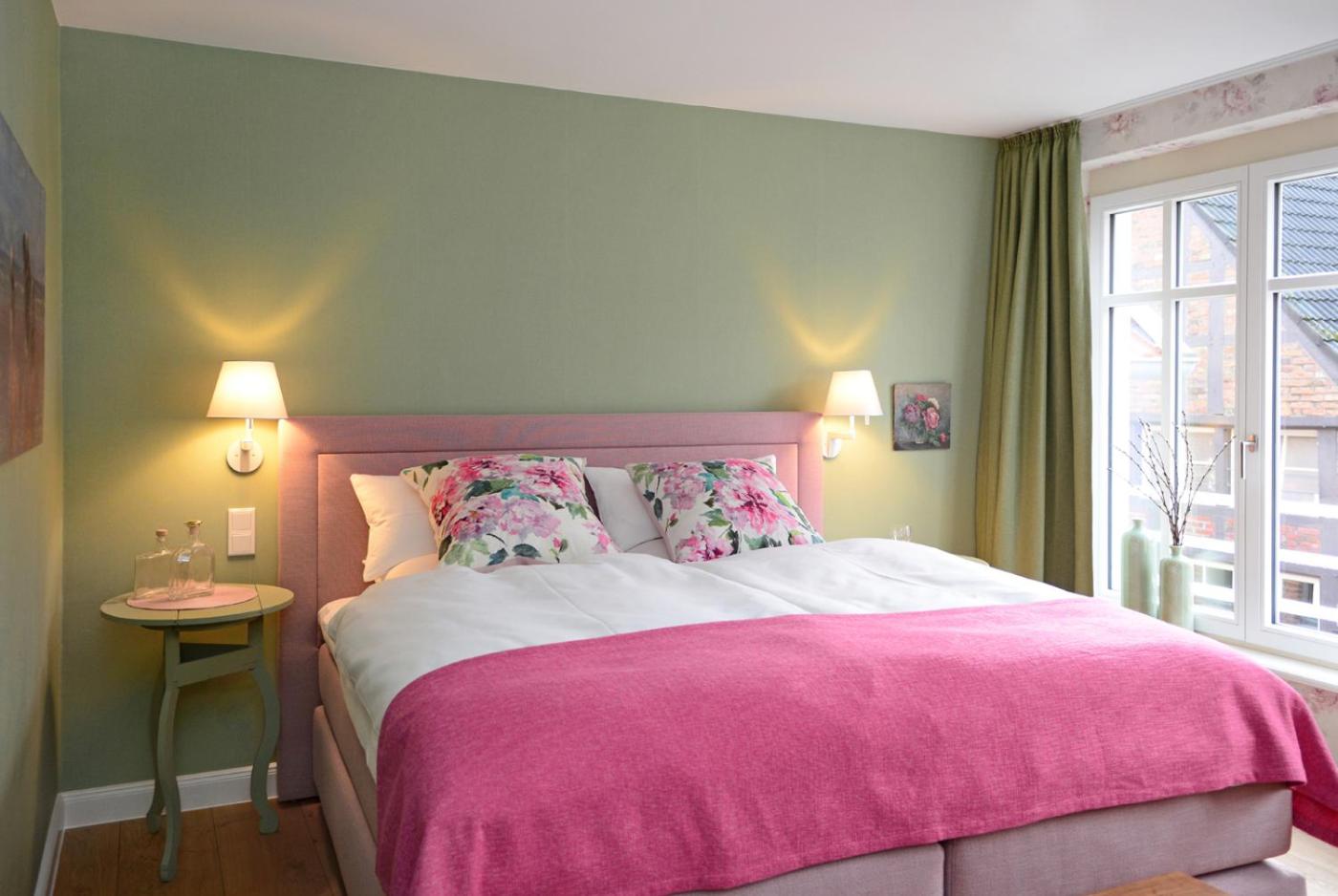 Deluxe Double Room with A/C - Photo 8