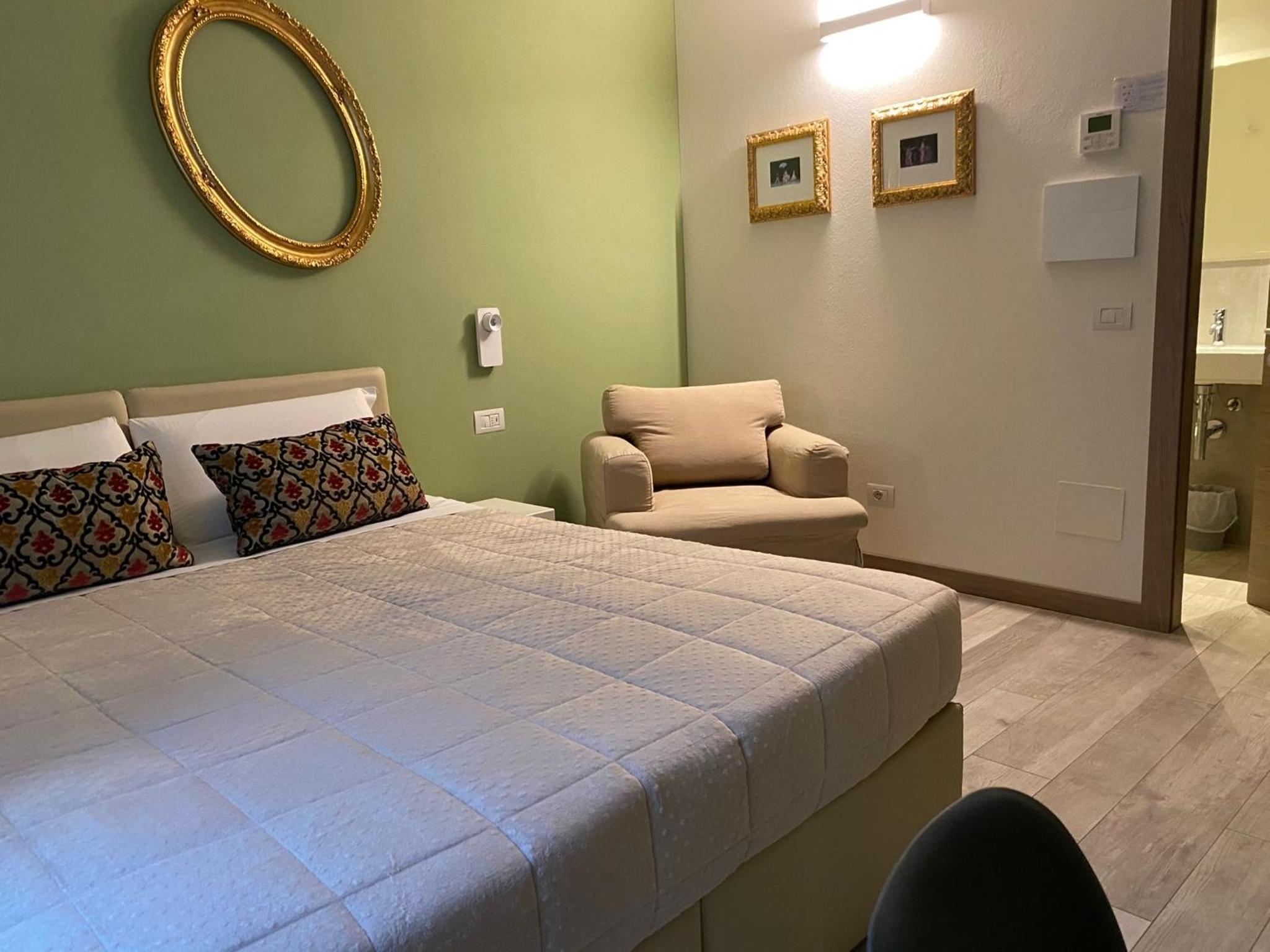 Double or Twin Room - Photo 2