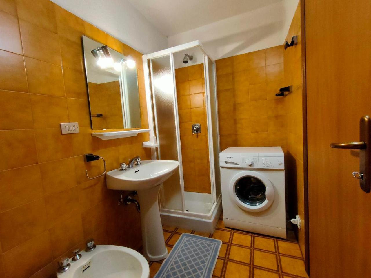 Two-Bedroom Apartment (8 Adults) photo 3