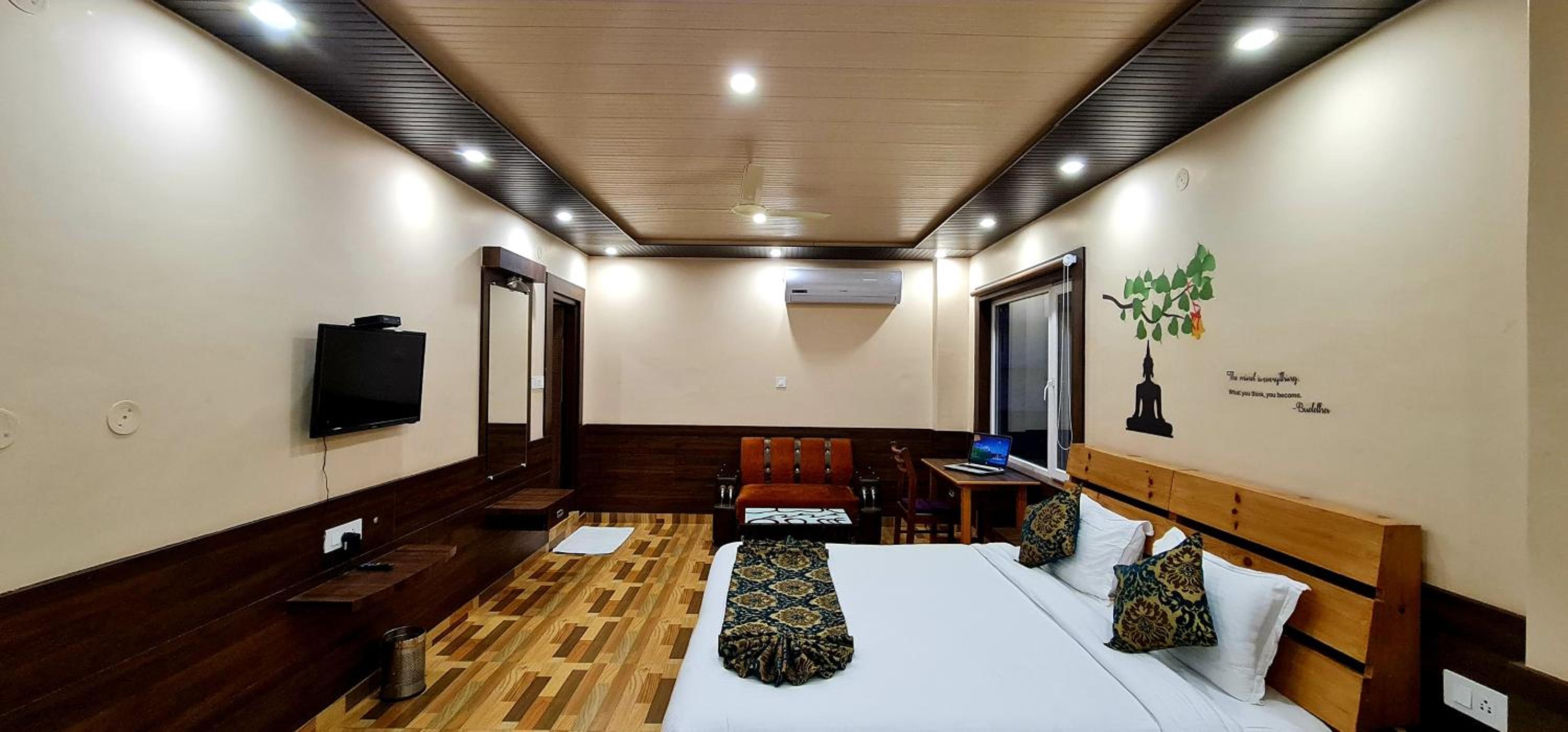 King Room with Mountain View - Photo 4
