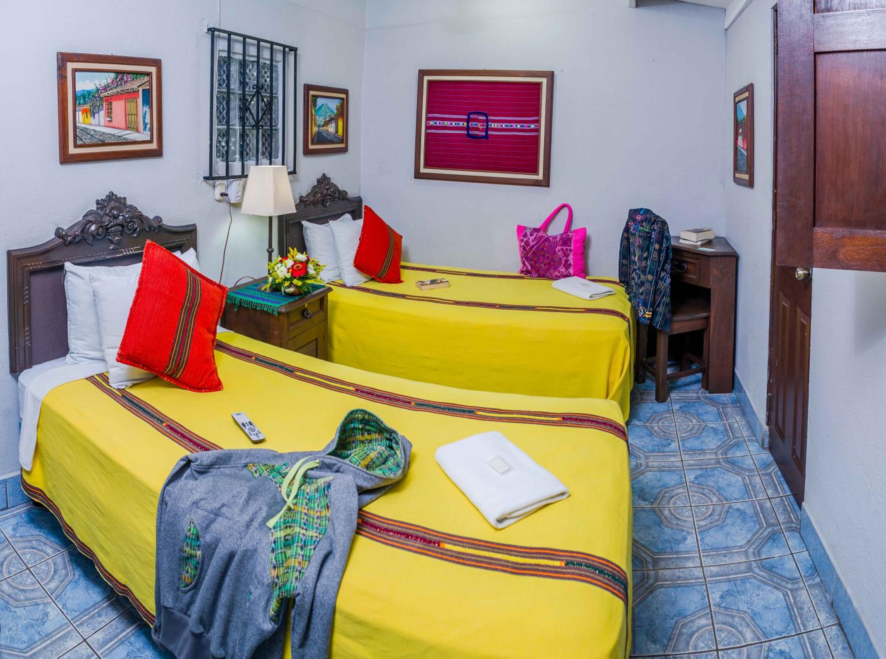 Standard Twin Room photo 3