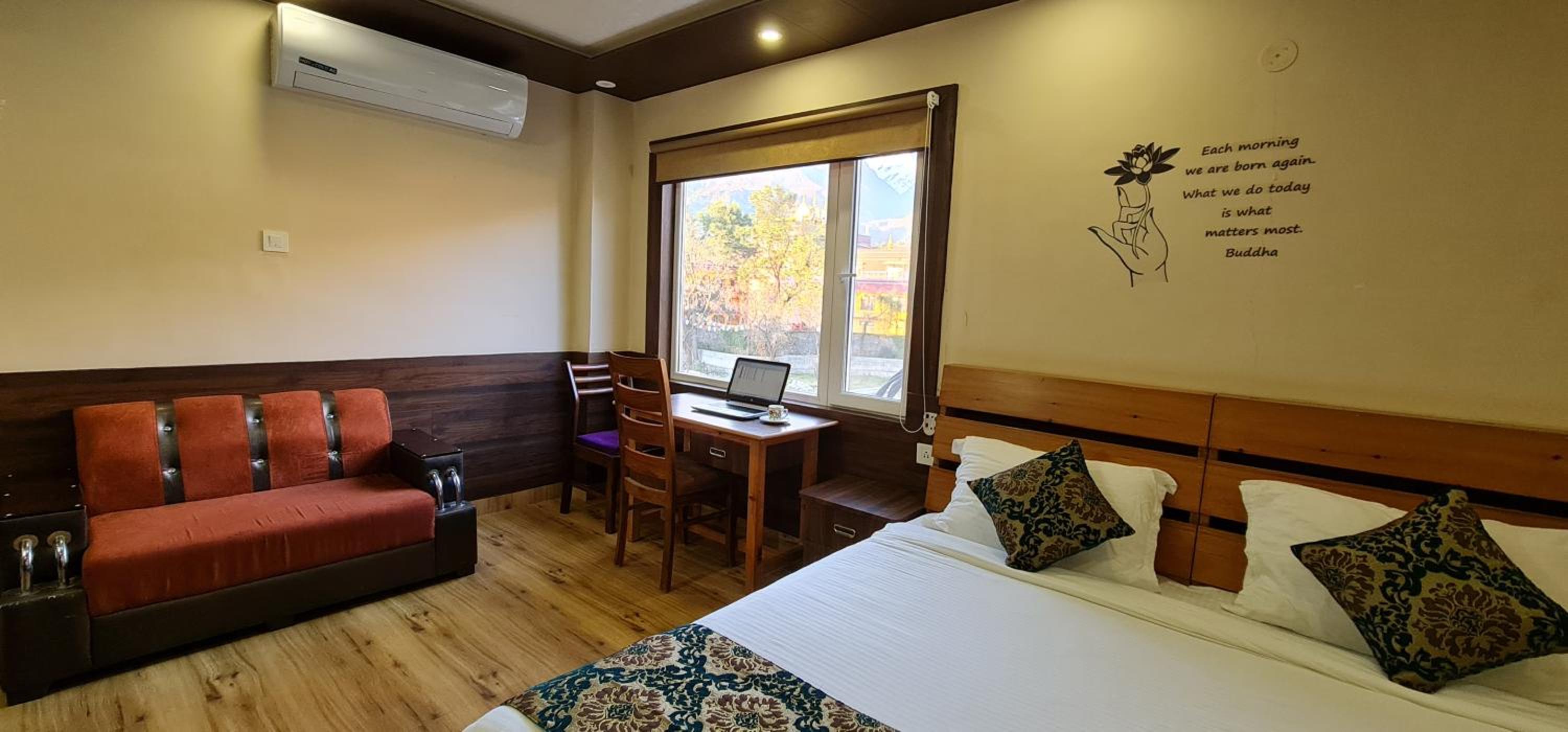 King Room with Mountain View - Photo 2