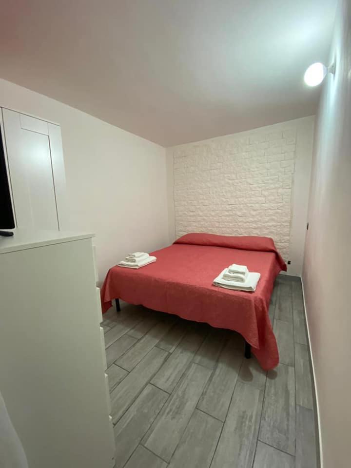 One-Bedroom Apartment - City View