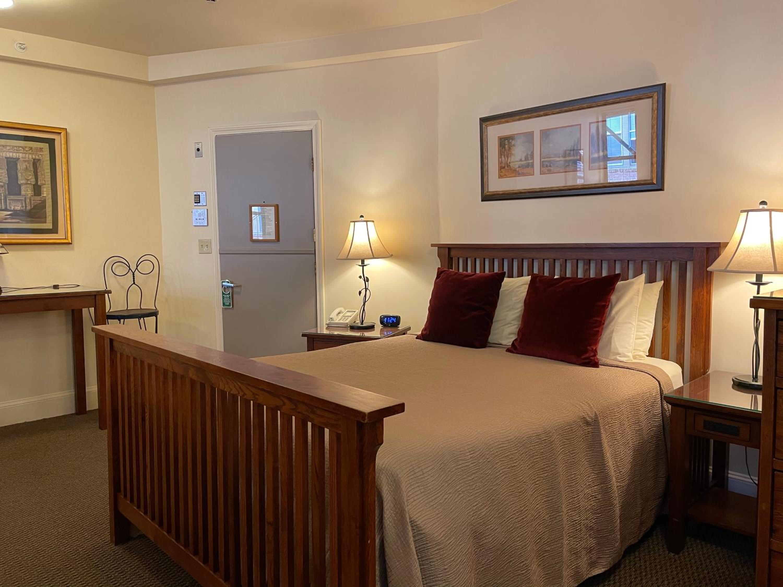 Superior Triple Room photo 2