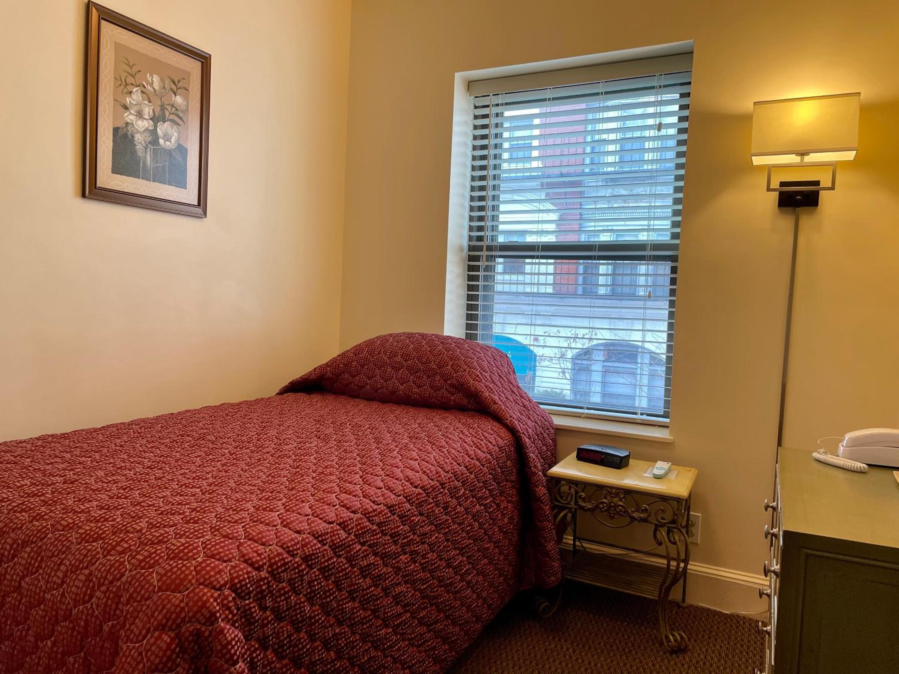 Single Room with Shared Bathroom
