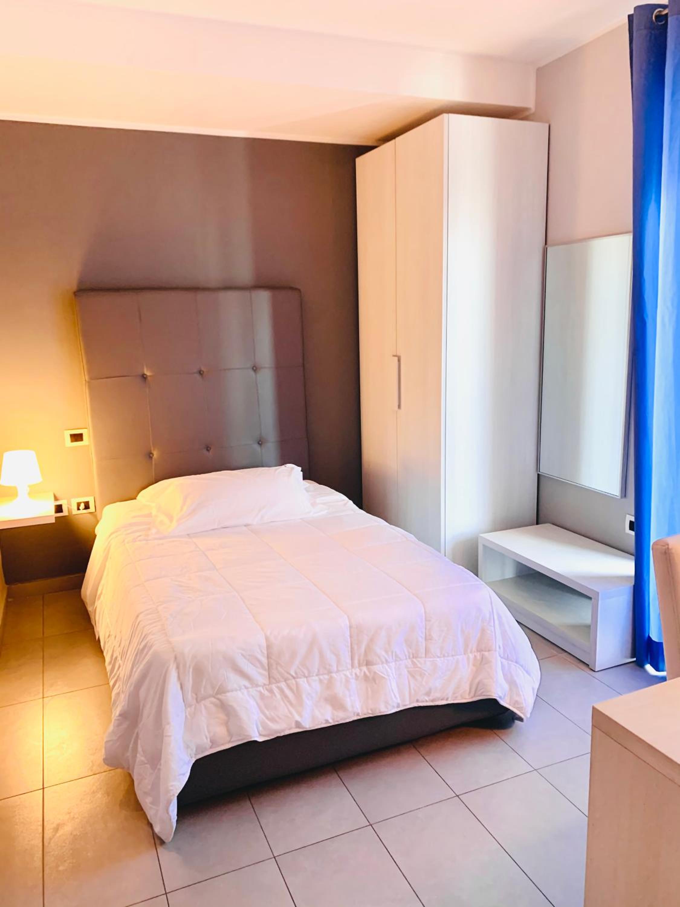 Budget Single Room