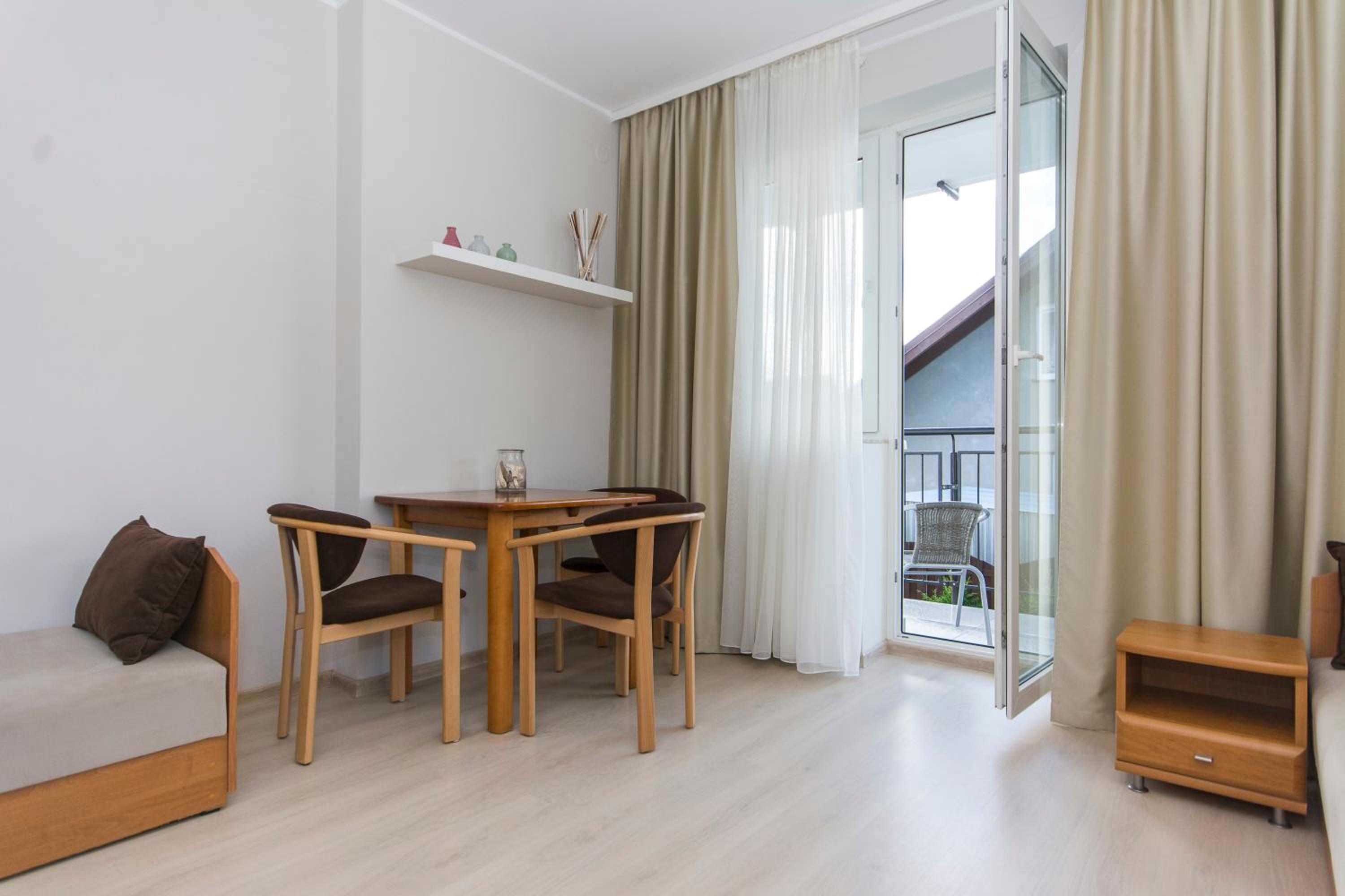 Quadruple Room with Balcony photo 3