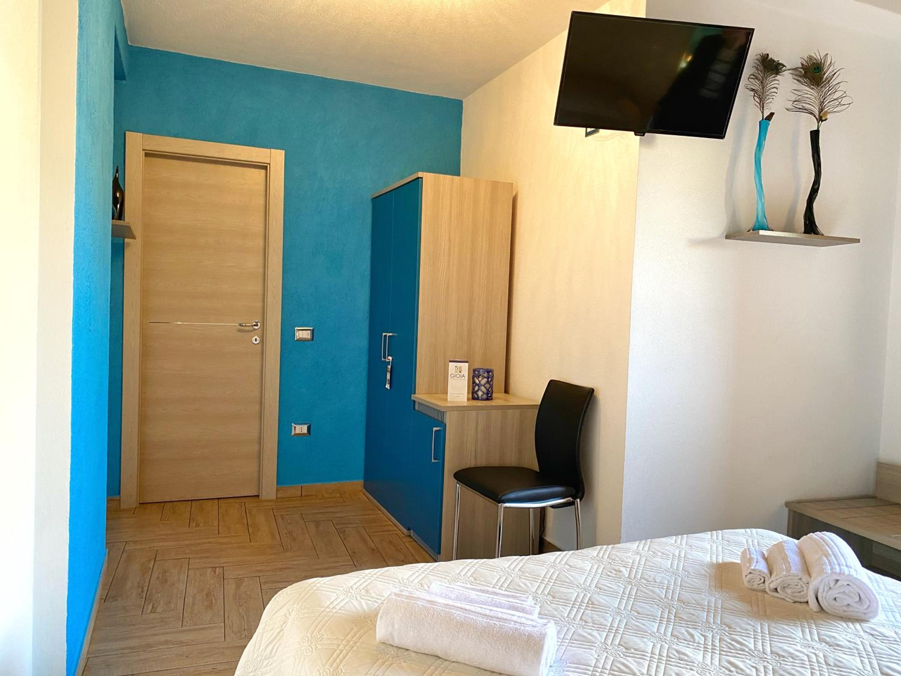 Double Room - Photo 2