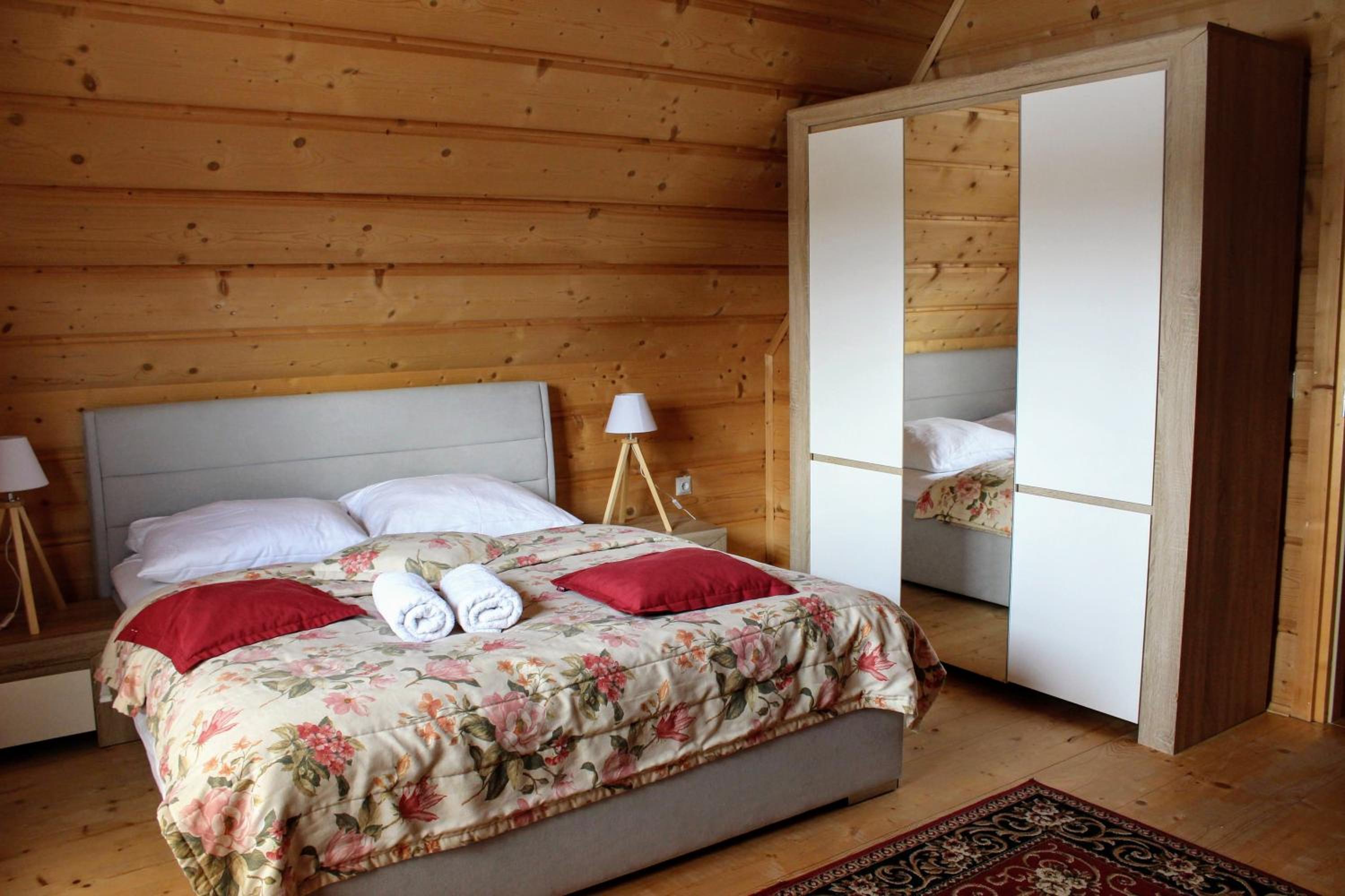 Two-Bedroom Chalet - Photo 20