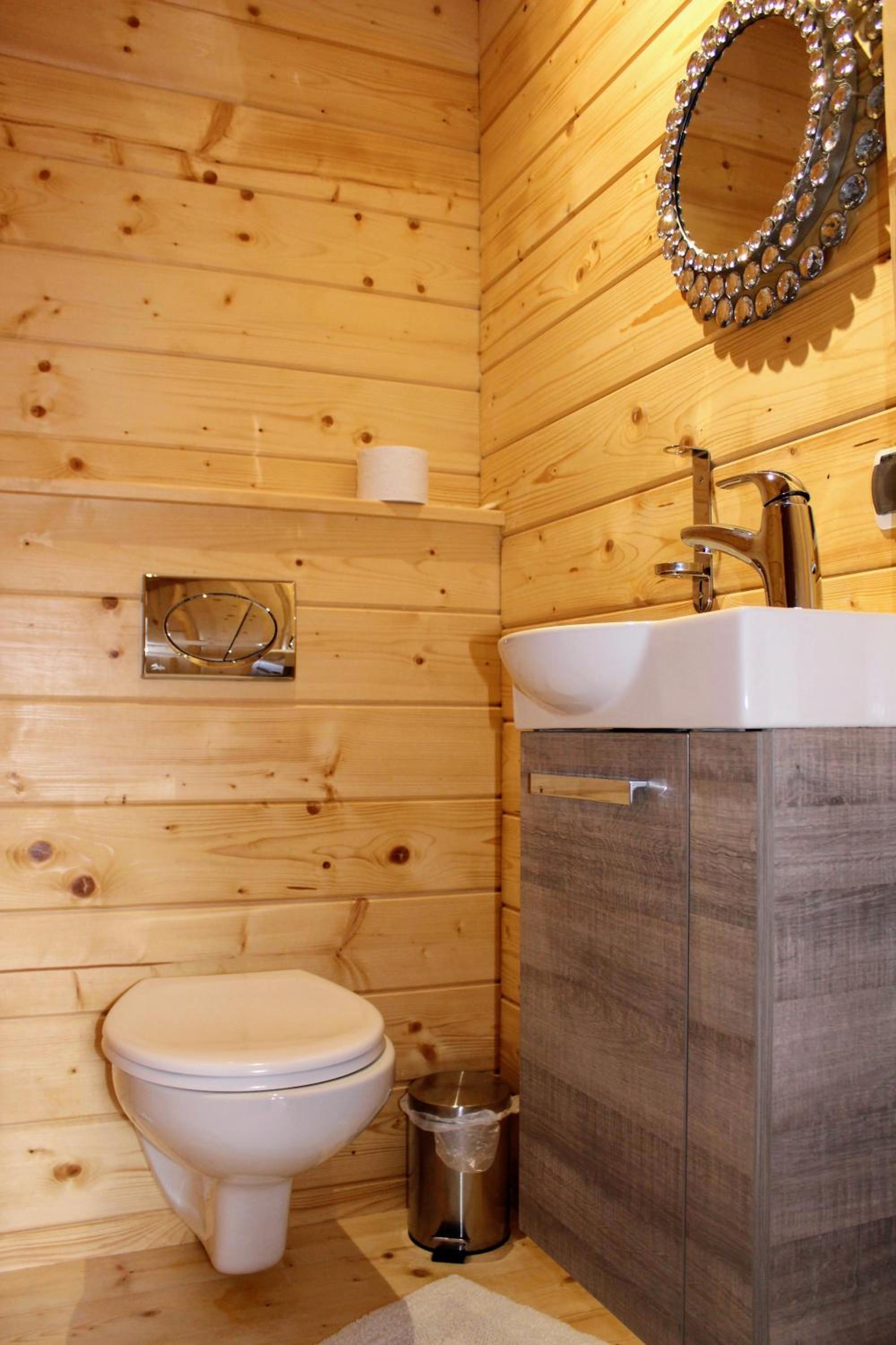 Two-Bedroom Chalet - Photo 2