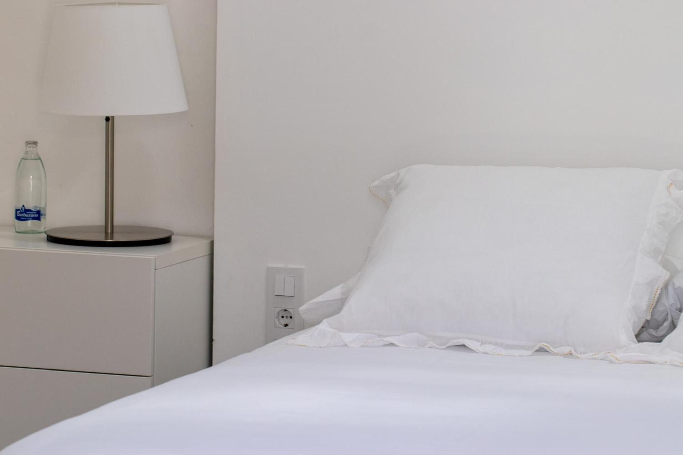 Double Room - Photo 6
