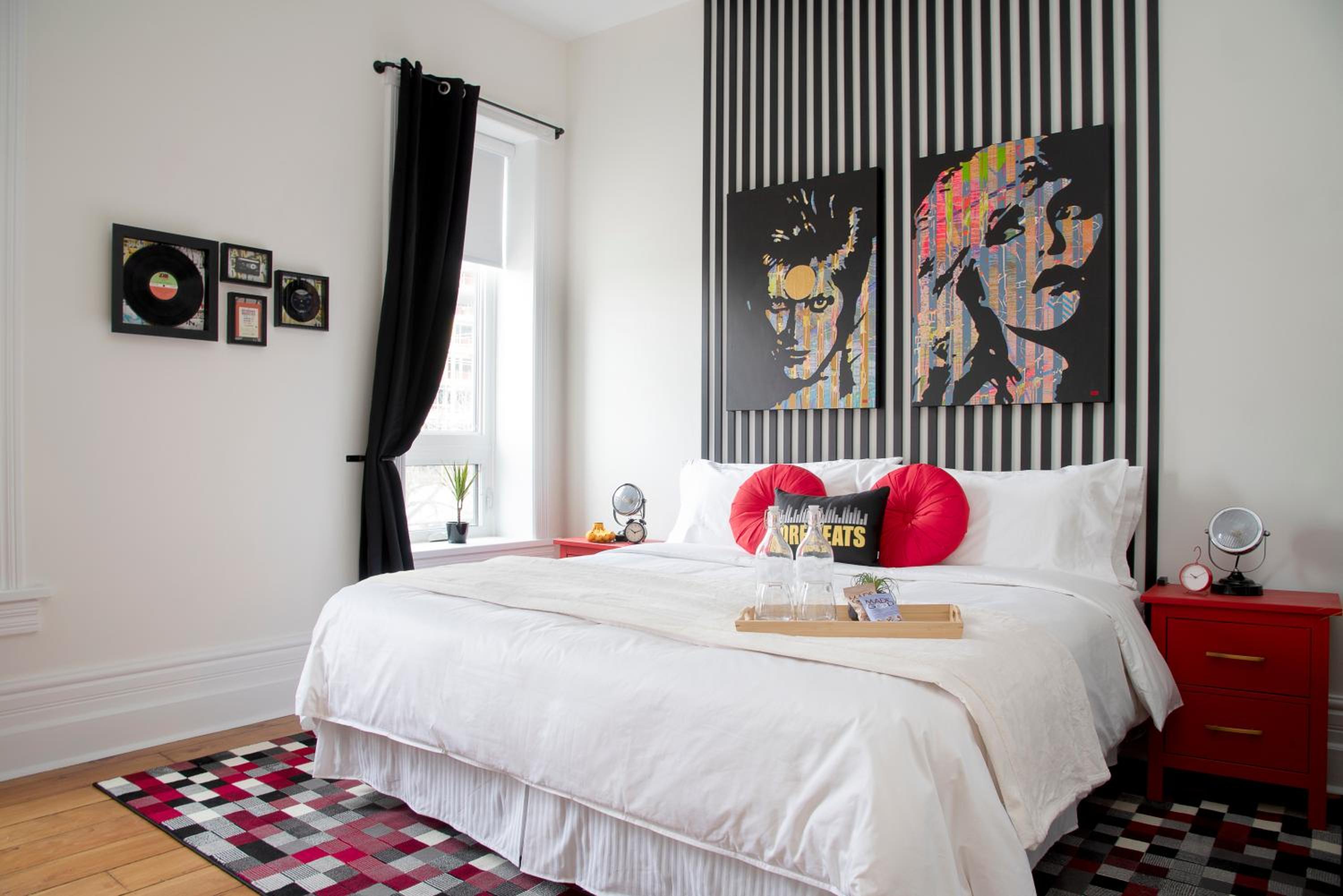 King Room with Lake View - Photo 4