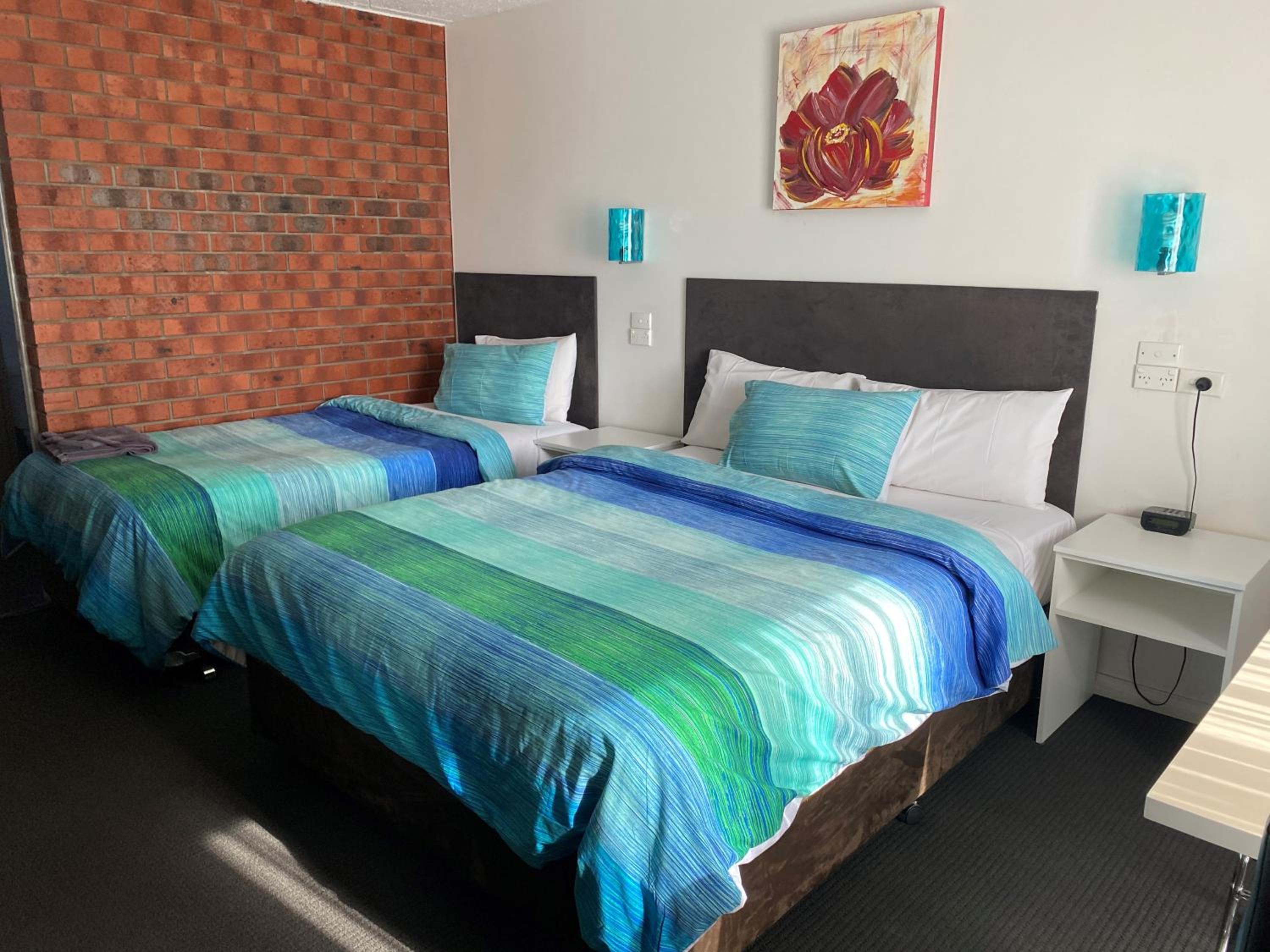 Twin Room - Photo 1