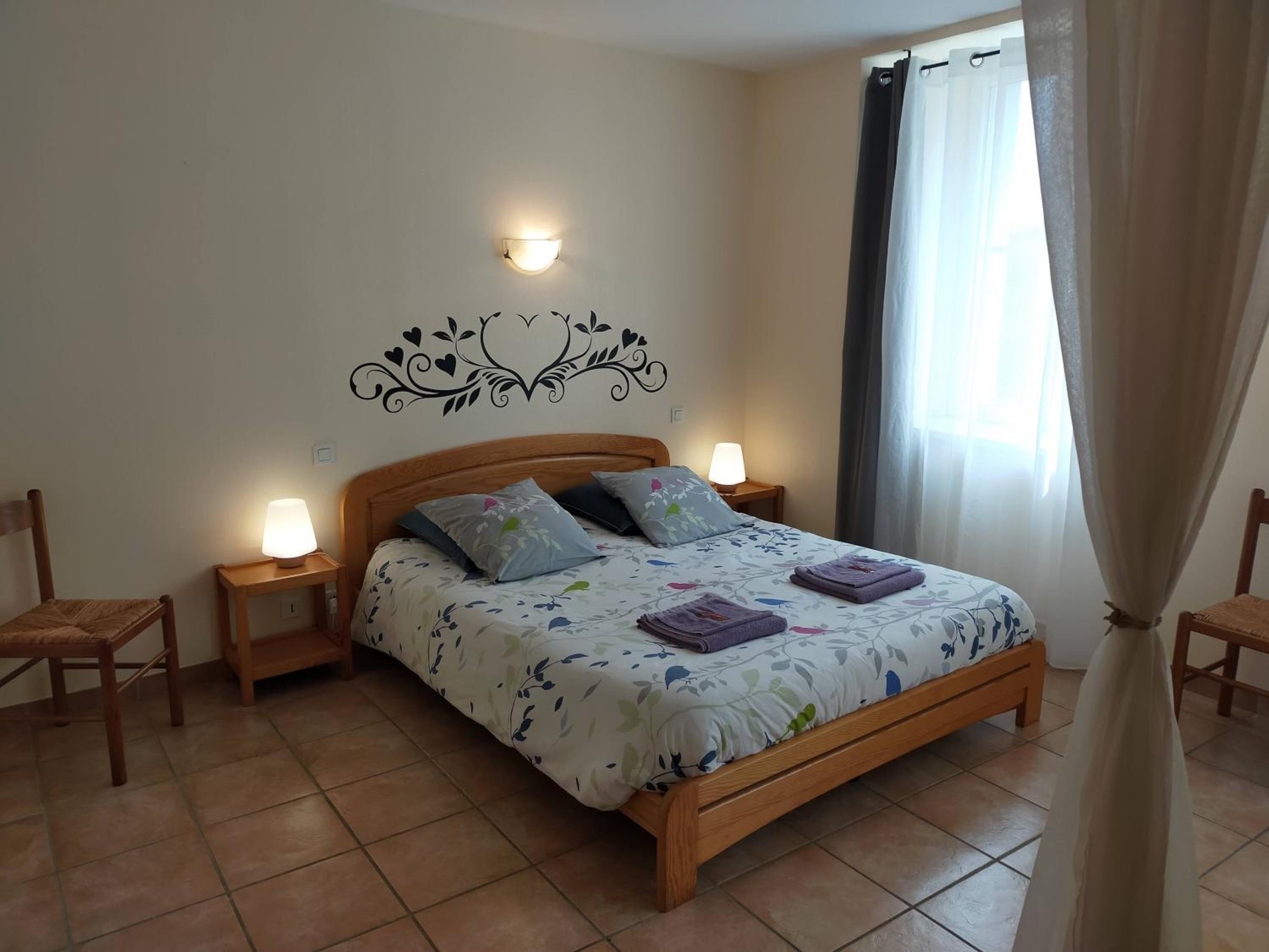Family Room - Photo 3