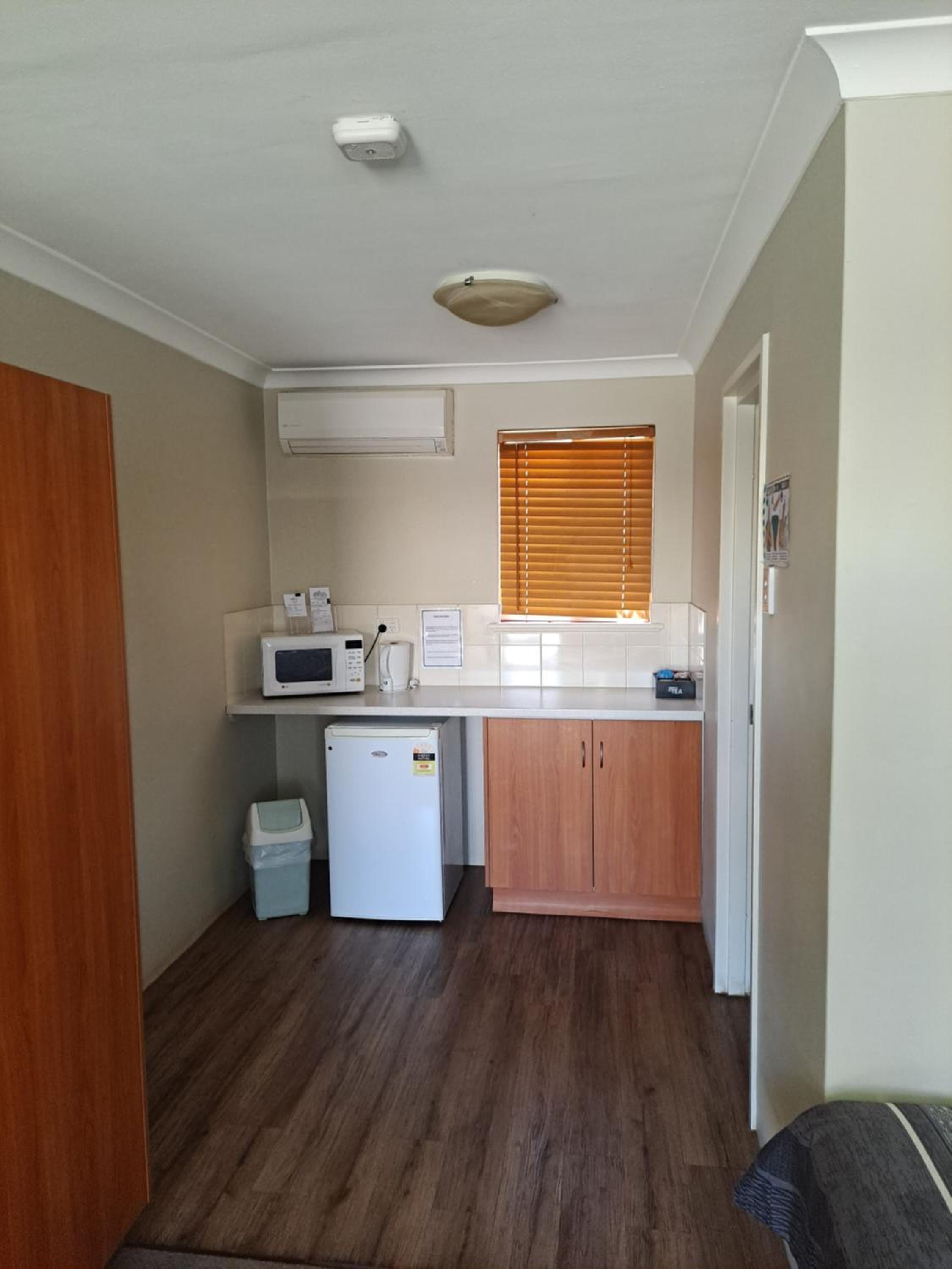 Standard Double or Twin Room photo 3