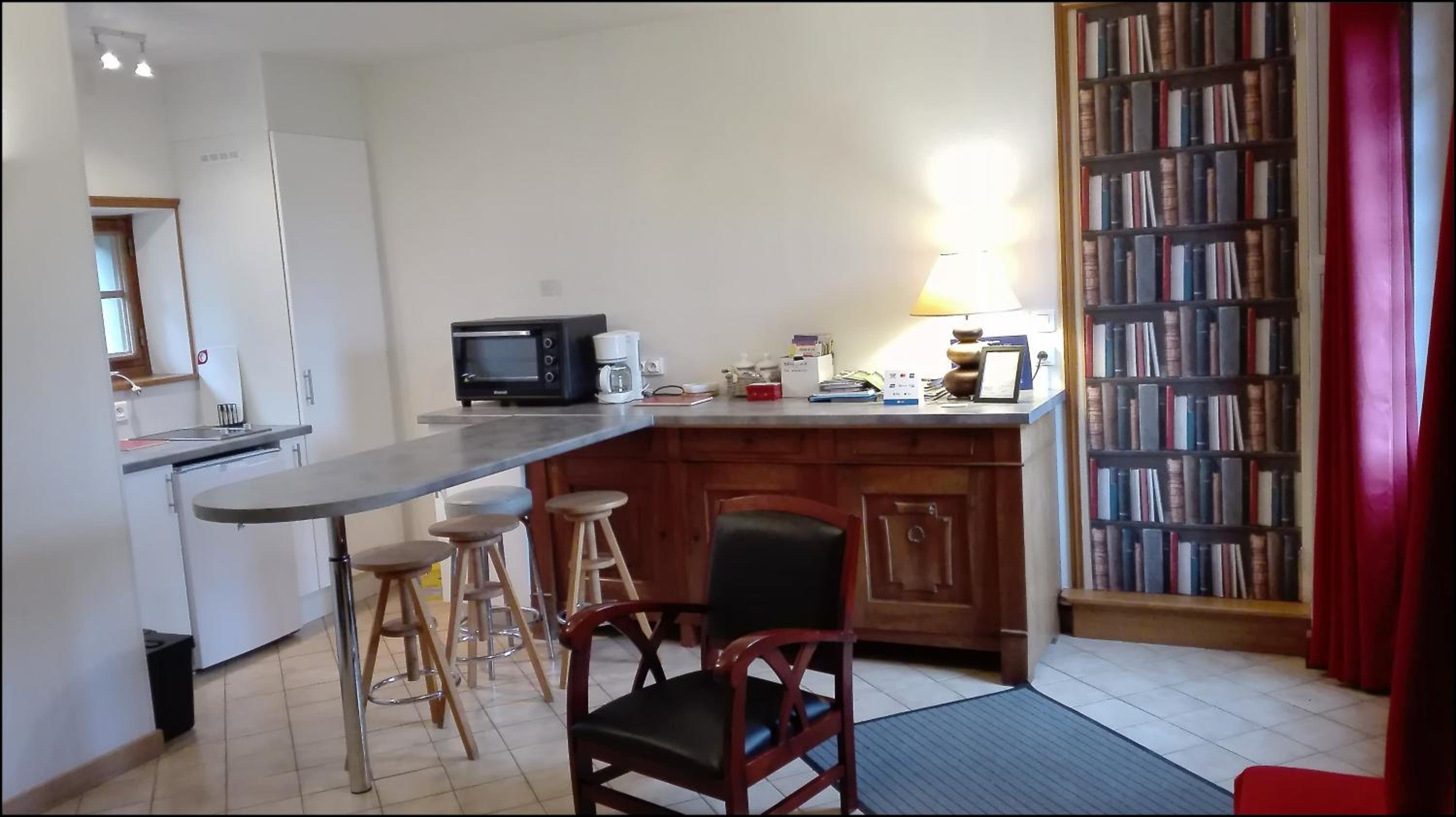 Two-Bedroom Apartment photo 2
